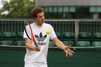 WIMBLEDON, ENGLAND - JUNE 18:  British tennis player Andy Murray trains on court 14 at the All England Lawn Tennis and Croquet Club ahead of the Wimbledon Lawn Tennis Championships on June 18, 2011 in London, England. The Championships which are celebrati
