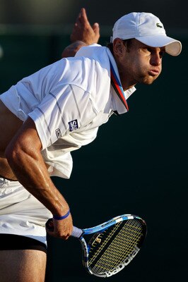 LONDON, ENGLAND - JUNE 28:  Andy Roddick of USA serves against Yen-Hsun Lu of Taipei on Day Seven of the Wimbledon Lawn Tennis Championships at the All England Lawn Tennis and Croquet Club on June 28, 2010 in London, England.  (Photo by Clive Brunskill/Ge