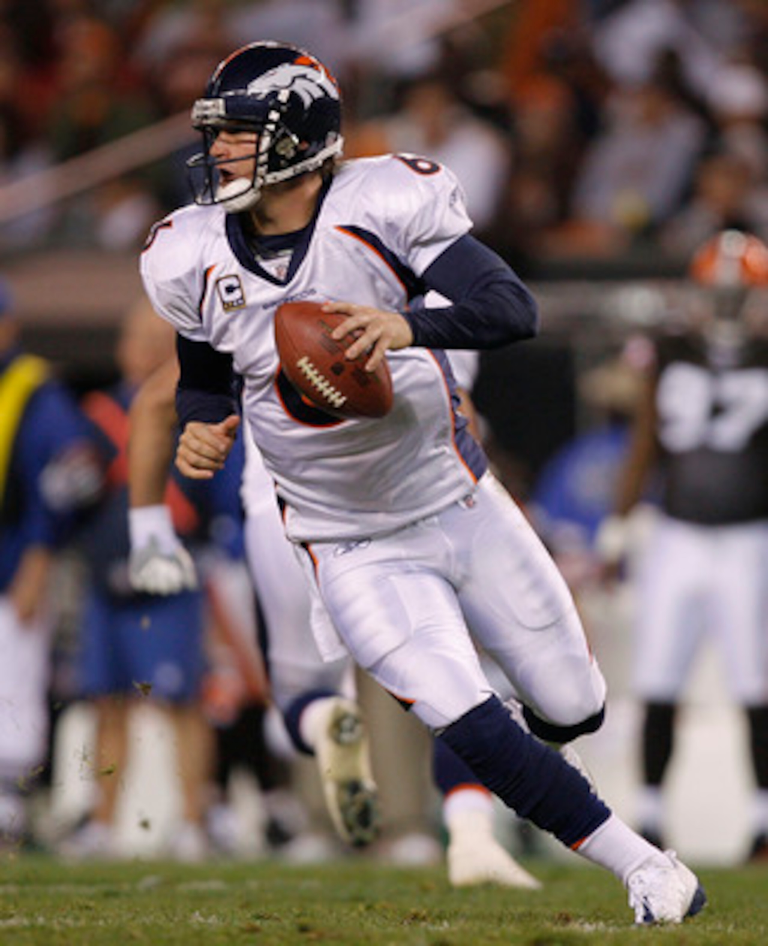 CLEVELAND - NOVEMBER 6:  Jay Cutler #6 of the Denver Broncos looks for a receiver against the Cleveland Browns during the third quarter of their NFL game at Cleveland Browns Stadium November 6, 2008 in Cleveland, Ohio.  (Photo by Matt Sullivan/Getty Image