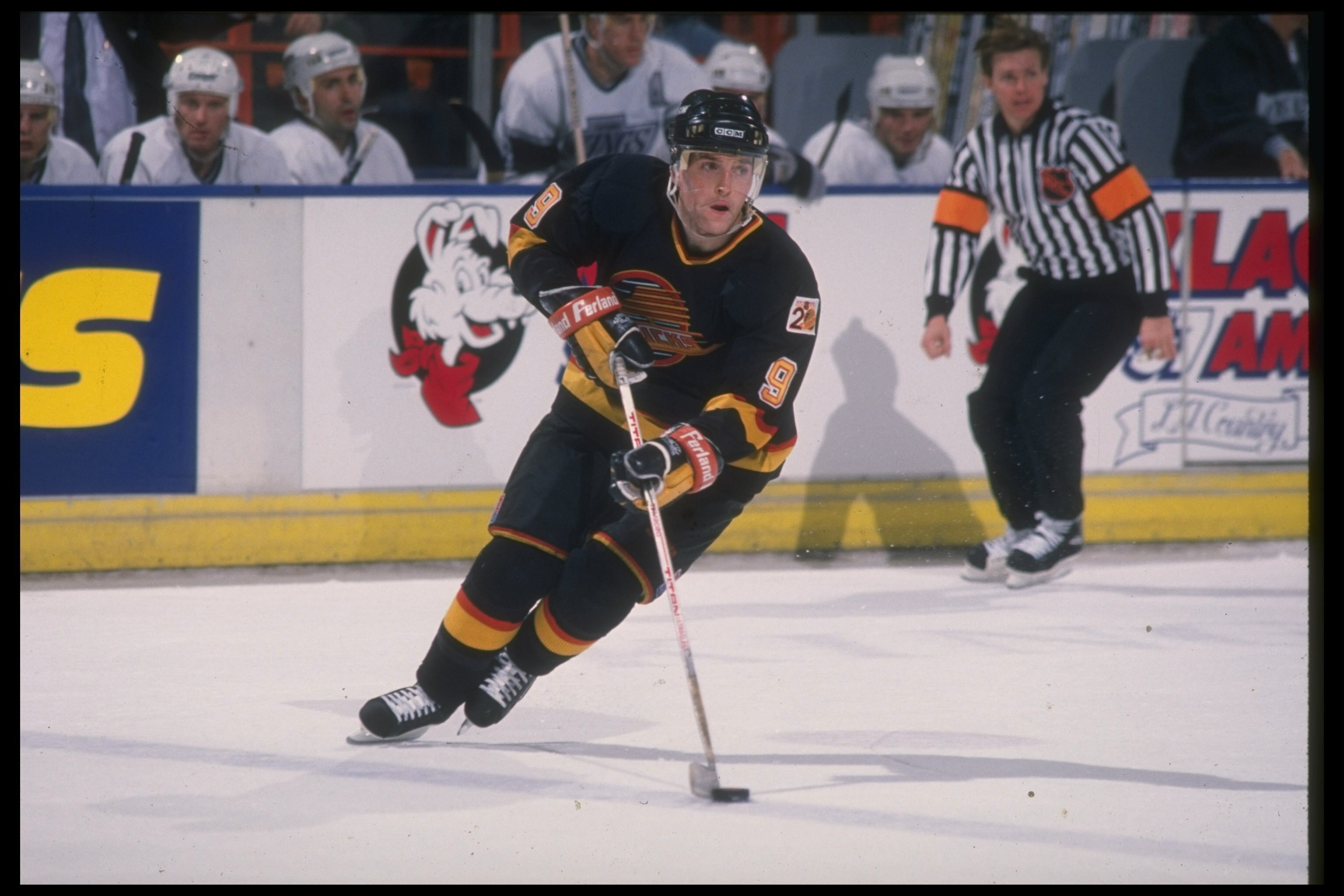 1989-1990:  Forward Tony Tanti of the Vancouver Canucks. Mandatory Credit: Mike Powell  /Allsport