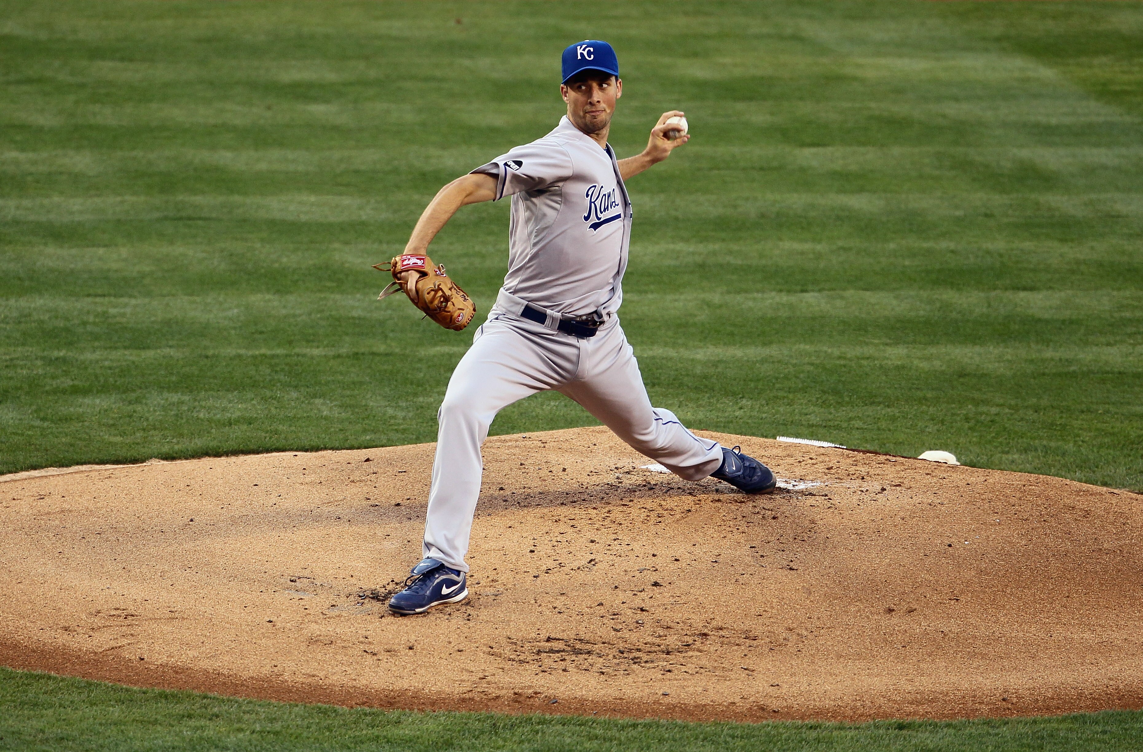 ANAHEIM, CA - JUNE 10:  Jeff Francis #26 of the Kansas City Royals pitches against the Los Angeles Angels of Anaheim at Angel Stadium of Anaheim on June 10, 2011 in Anaheim, California.  (Photo by Jeff Gross/Getty Images)