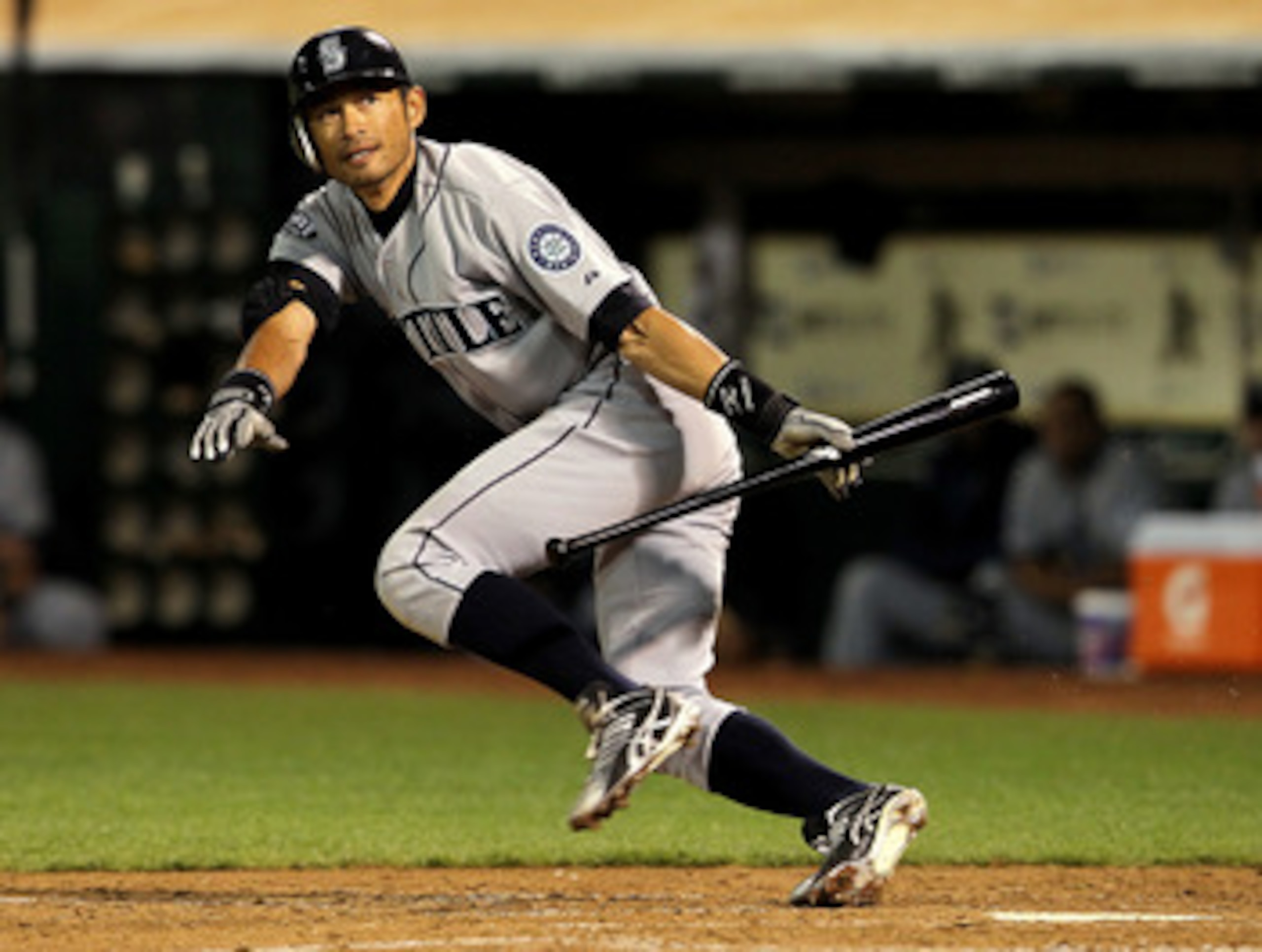 CHICAGO, IL - JUNE 06:  Ichiro Suzuki #51 of the Seattle Mariners hits the ball against the Chicago White Sox at U.S. Cellular Field on June 6, 2011 in Chicago, Illinois. The White Sox defeated the Mariners 3-1.  (Photo by Jonathan Daniel/Getty Images)