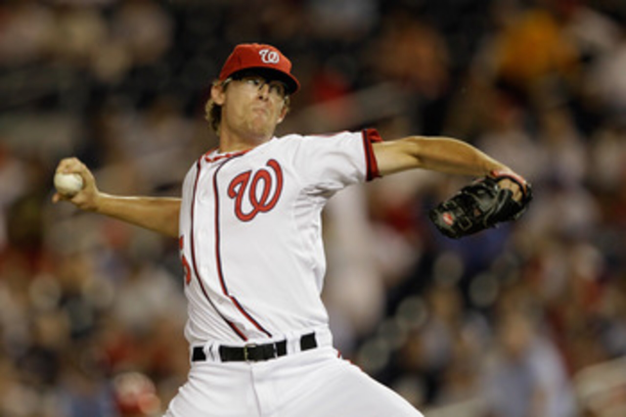 WASHINGTON, DC - MAY 31:  Pitcher Tyler Clippard #36 of the Washington Nationals delivers to a Philadelphia Phillies batter at Nationals Park on May 31, 2011 in Washington, DC. The Braves won 2-0. (Photo by Rob Carr/Getty Images)