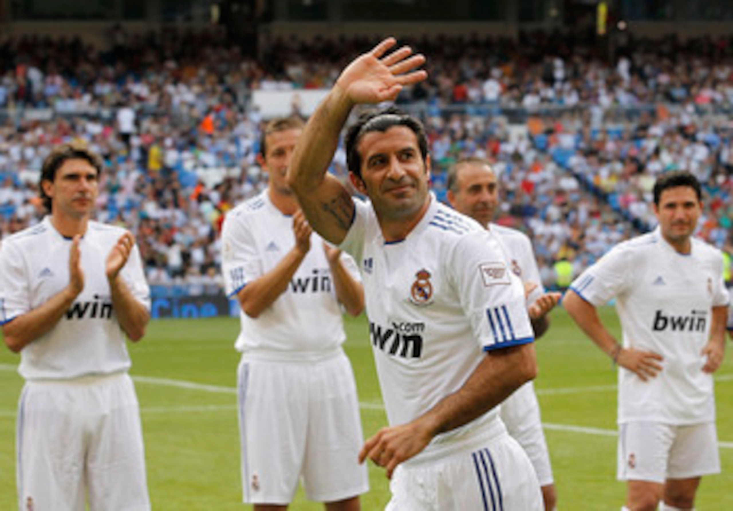 MADRID, SPAIN - JUNE 05: Luis Figo of Real Madrid greets before of the Corazon Classic Match between Allstars Real Madrid and Allstars Bayern Muenchen at Estadio Santiago Bernabeu on June 5, 2011 in Madrid, Spain. (Photo by Angel Martinez/Getty Images)