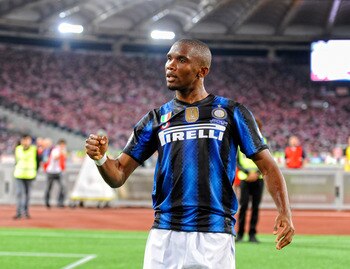 ROME, ITALY - MAY 29:  Samuel Eto'o of Inter Milan celebrates scoring the second goal during the Tim Cup final between FC Internazionale Milano and US Citta di Palermo at Olimpico Stadium on May 29, 2011 in Rome, Italy.  (Photo by Claudio Villa/Getty Imag
