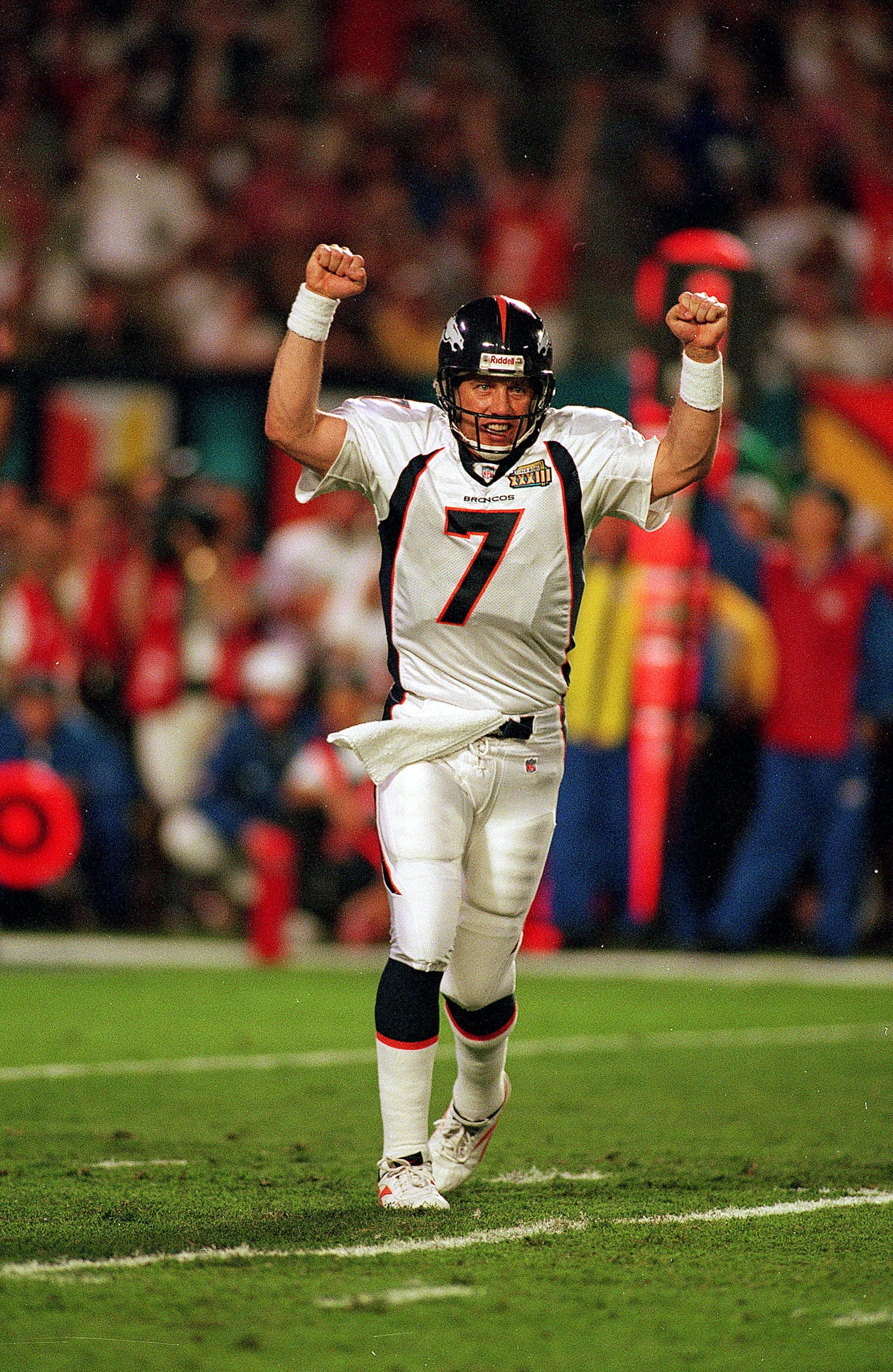 31 Jan 1999: John Elway #7 of the Denver Broncos celebrates on the field during the Superbowl XXXIII against the Atlanta Falcons at the Pro Player Stadium in Miami, Florida. The Broncos defeated the Falcons 34-19. Mandatory Credit: Al Bello /Allsport 31 Jan 1999: John Elway #7 of the Denver Broncos celebrates on the field during the Superbowl XXXIII against the Atlanta Falcons at the Pro Player Stadium in Miami, Florida. The Broncos defeated the Falcons 34-19. Mandatory Credit: Al Bello /Allsport