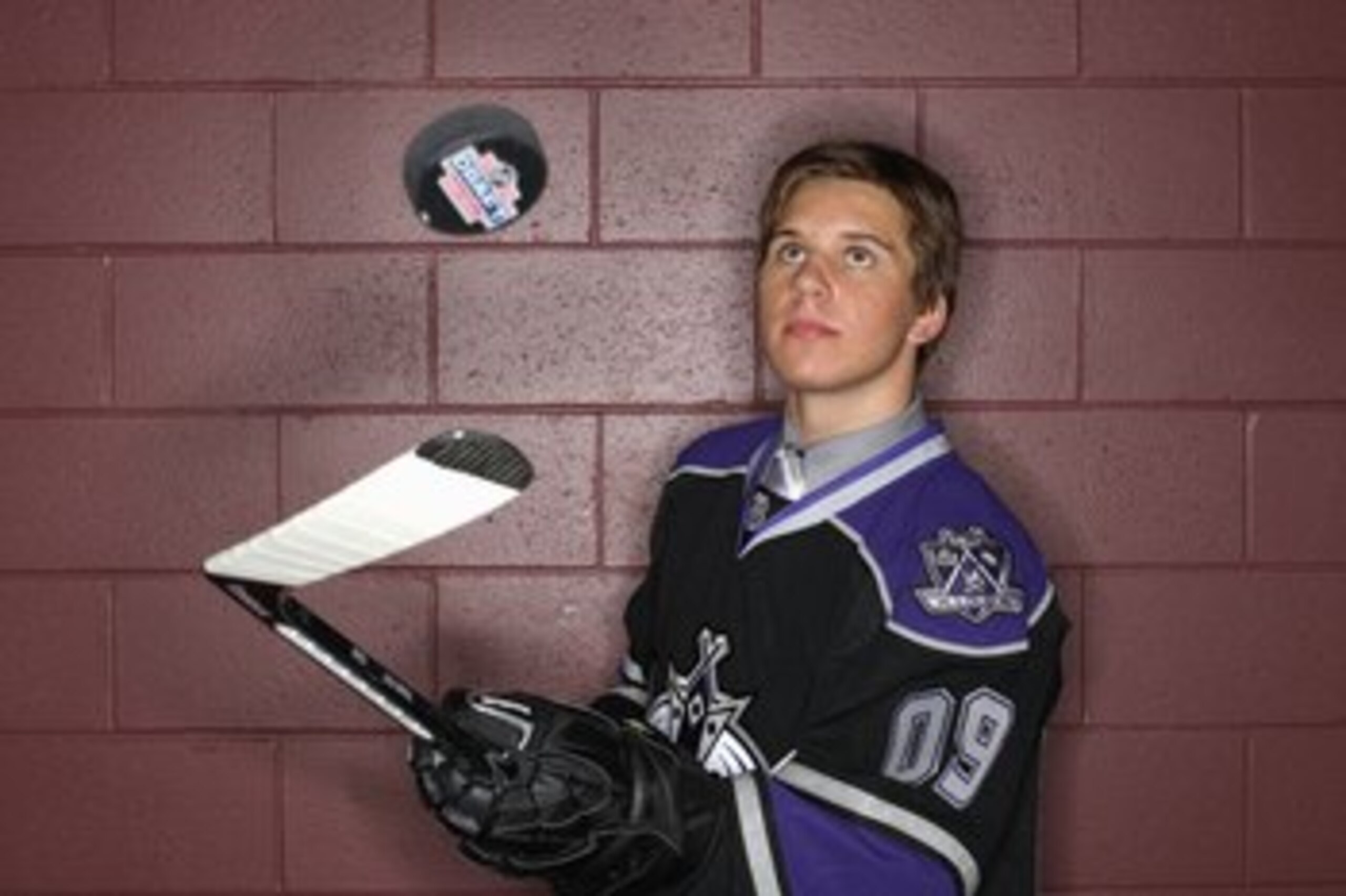 MONTREAL, QC - JUNE 26: Brayden Schenn of the Los Angeles Kings poses for a portrait after being drafted #5 overall during the first round of the 2009 NHL Entry Draft at the Bell Centre on June 26, 2009 in Montreal, Quebec, Canada. (Photo by Jamie Squire/