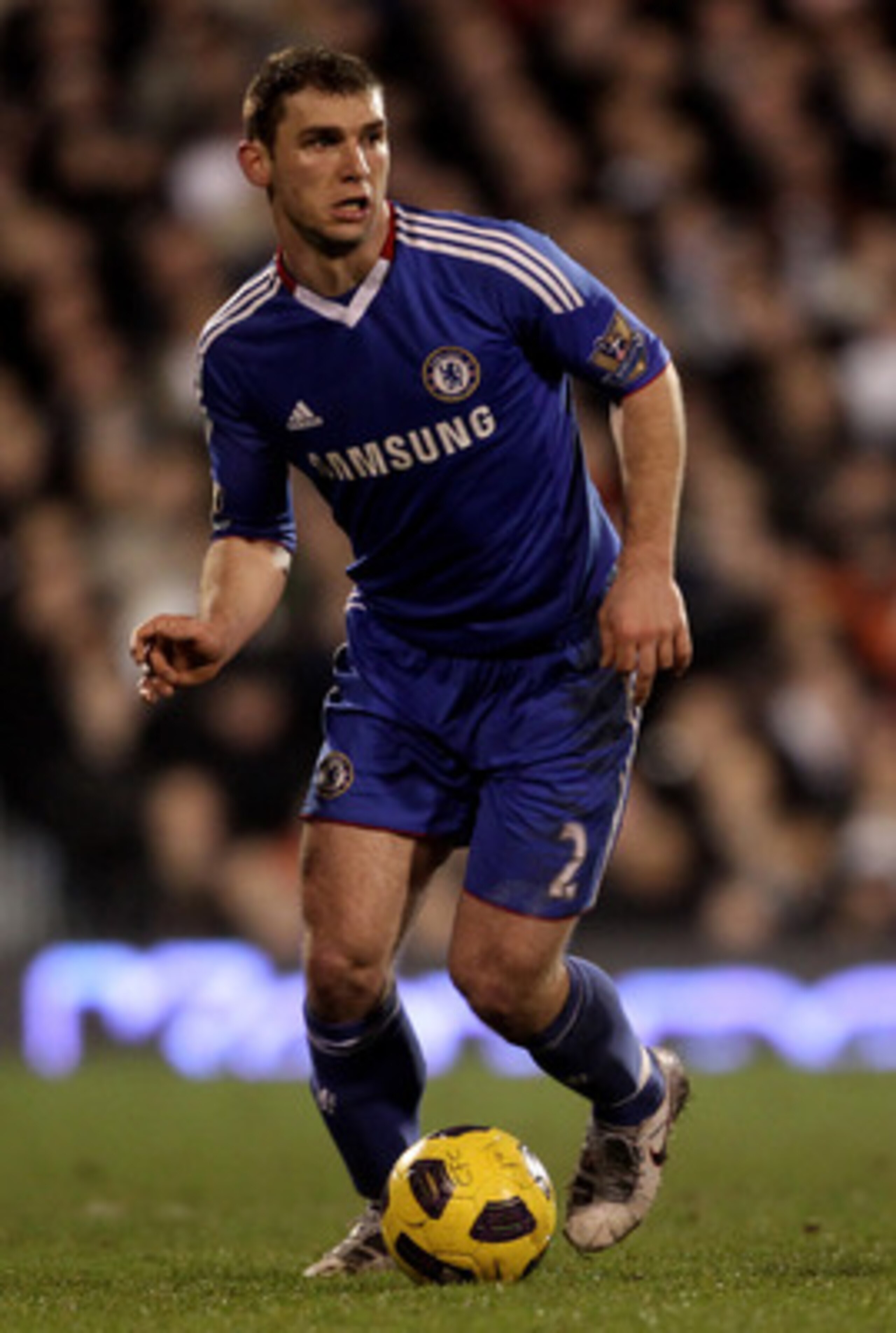 LONDON, ENGLAND - FEBRUARY 14: Branislav Ivanovic of Chelsea on the bal during the Barclays Premier League match between Fulham and Chelsea at Craven Cottage on February 14, 2011 in London, England. (Photo by Scott Heavey/Getty Images) LONDON, ENGLAND - FEBRUARY 14: Branislav Ivanovic of Chelsea on the bal during the Barclays Premier League match between Fulham and Chelsea at Craven Cottage on February 14, 2011 in London, England. (Photo by Scott Heavey/Getty Images)