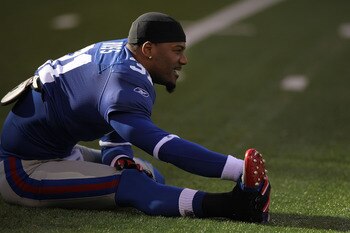 EAST RUTHERFORD, NJ - NOVEMBER 28: Aaron Ross #31 of the New York Giants looks on before the game against the Jacksonville Jaguars during their game on November 28, 2010 at The New Meadowlands Stadium in East Rutherford, New Jersey.  (Photo by Al Bello/Ge