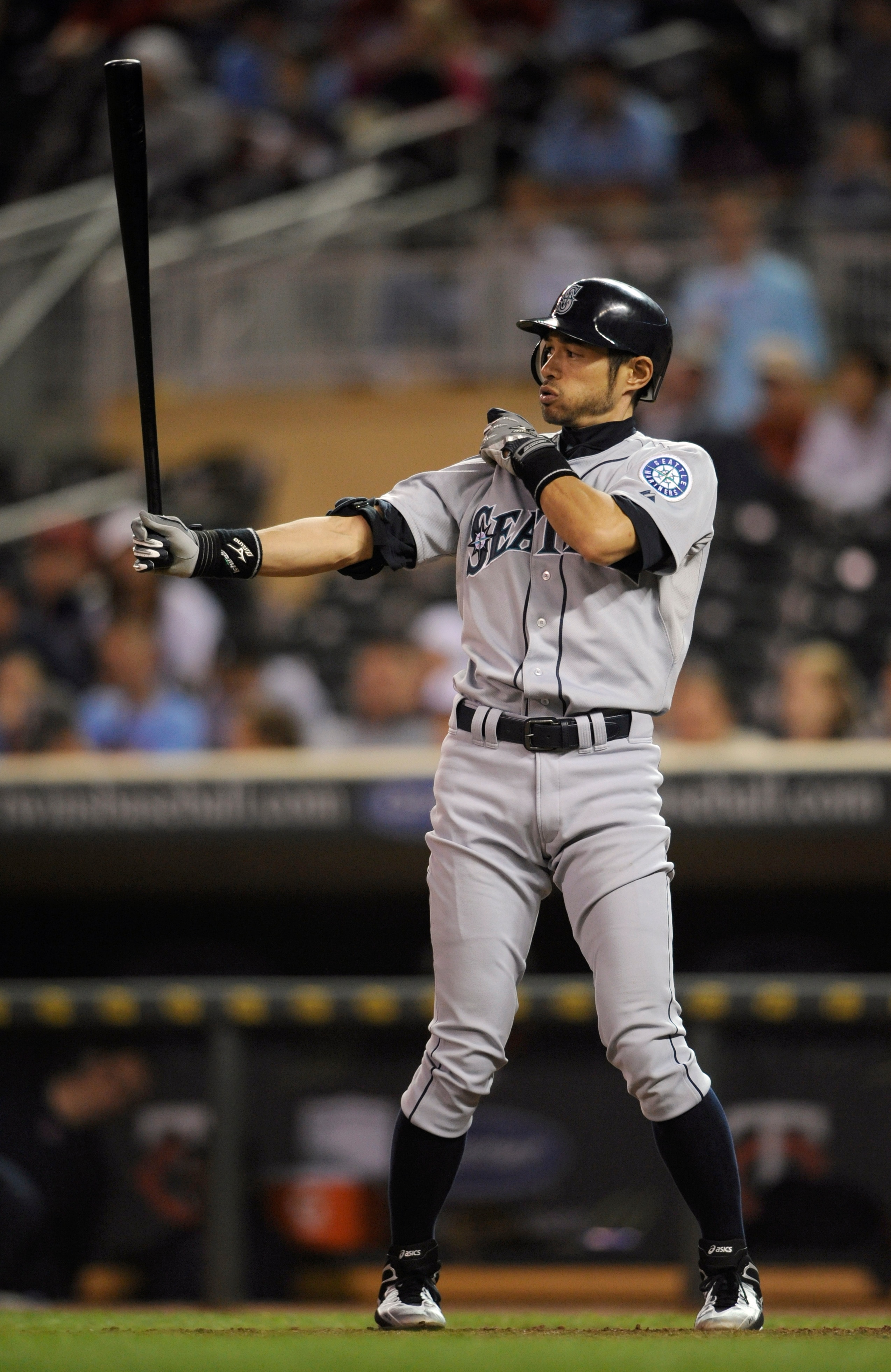 MINNEAPOLIS, MN - MAY 23: Ichiro Suzuki #51 of the Seattle Mariners bats against the Minnesota Twins during their game on May 23, 2011 at Target Field in Minneapolis, Minnesota. The Rockies won 6-5. (Photo by Hannah Foslien/Getty Images)