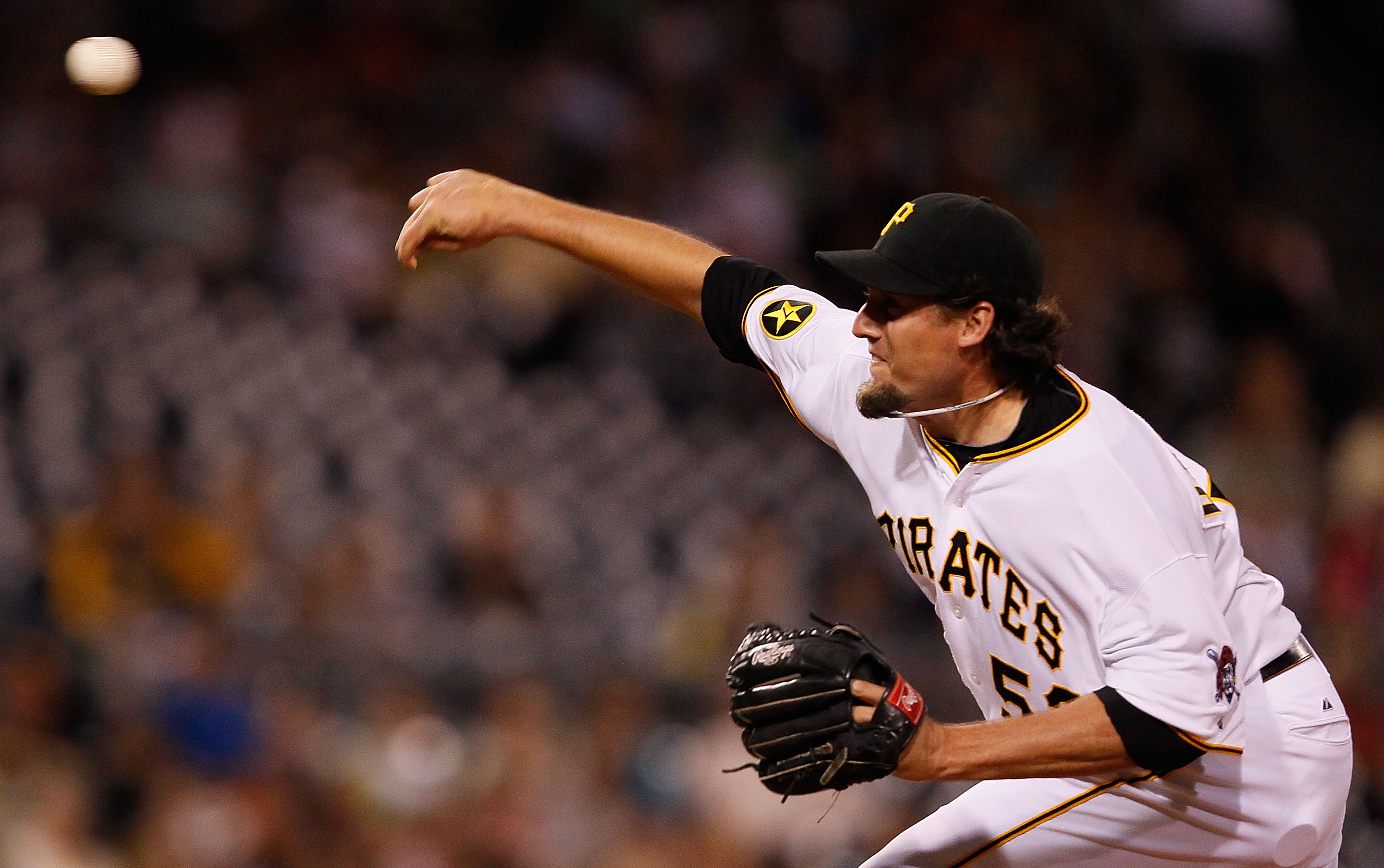 PITTSBURGH - JUNE 13:  Joel Hanrahan #52 of the Pittsburgh Pirates pitches against the New York Mets during the game on June 13, 2011 at PNC Park in Pittsburgh, Pennsylvania.  (Photo by Jared Wickerham/Getty Images)