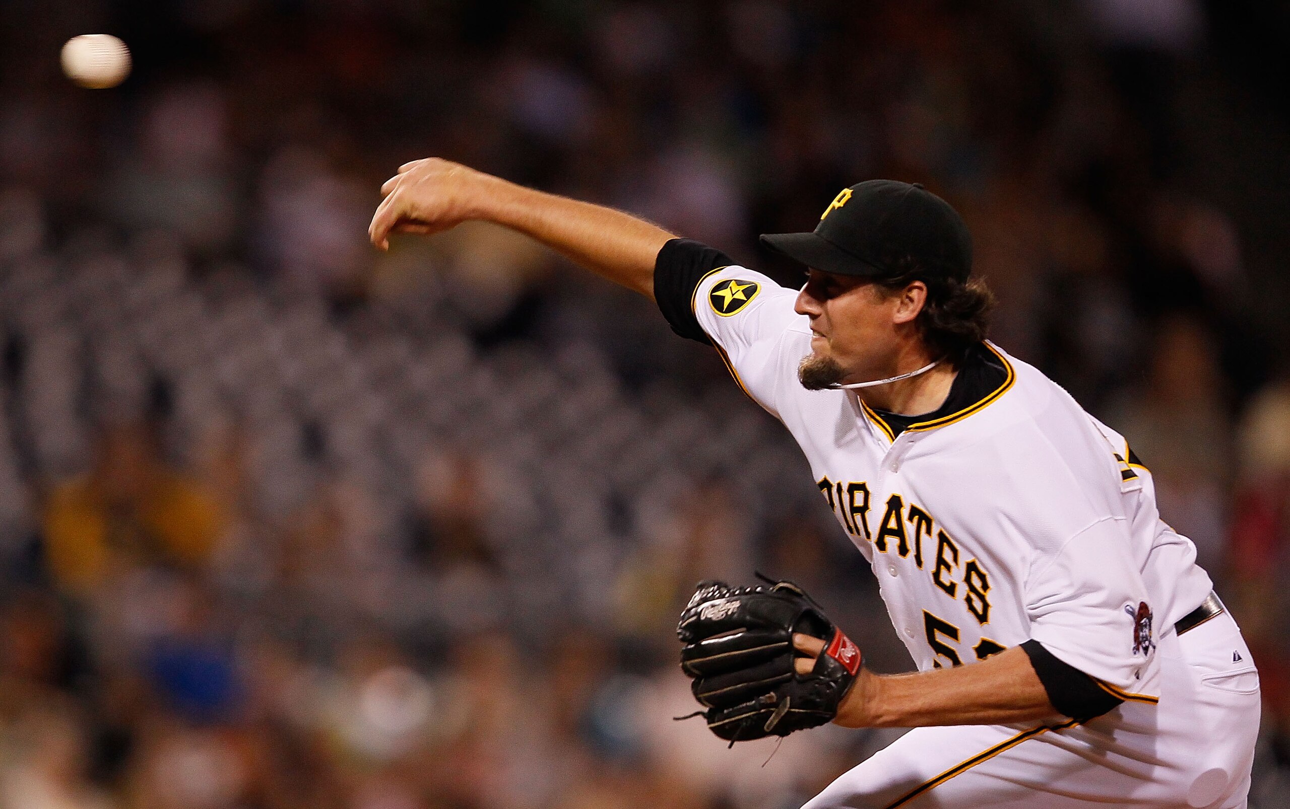 PITTSBURGH - JUNE 13: Joel Hanrahan #52 of the Pittsburgh Pirates pitches against the New York Mets during the game on June 13, 2011 at PNC Park in Pittsburgh, Pennsylvania. (Photo by Jared Wickerham/Getty Images) PITTSBURGH - JUNE 13: Joel Hanrahan #52 of the Pittsburgh Pirates pitches against the New York Mets during the game on June 13, 2011 at PNC Park in Pittsburgh, Pennsylvania. (Photo by Jared Wickerham/Getty Images)