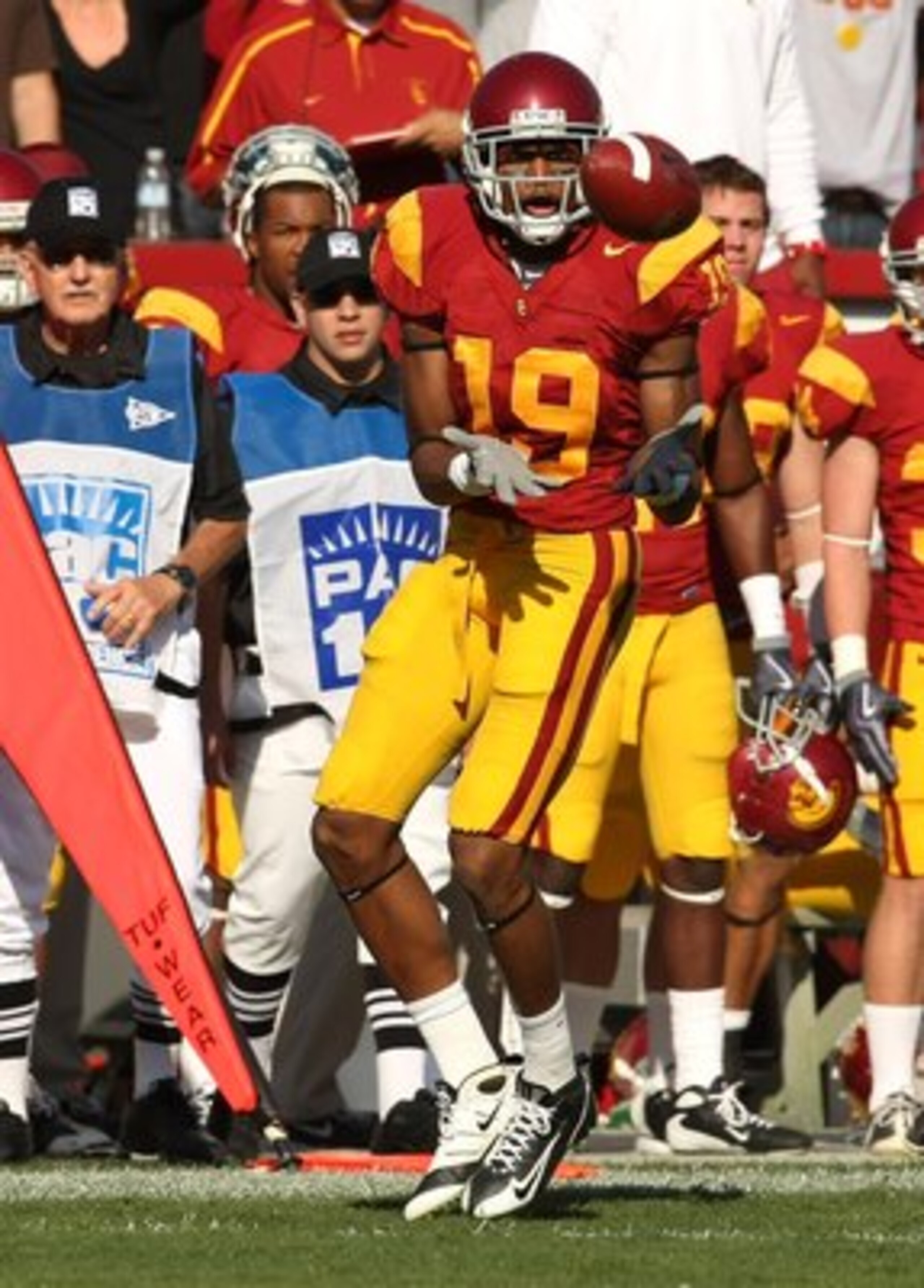 LOS ANGELES - NOVEMBER 14: Wide receiver Brice Butler #19 of the USC Trojans makes a catch against the Stanford Cardinal on November 14, 2009 at the Los Angeles Coliseum in Los Angeles, California. Stanford won 55-21. (Photo by Stephen Dunn/Getty Imag LOS ANGELES - NOVEMBER 14: Wide receiver Brice Butler #19 of the USC Trojans makes a catch against the Stanford Cardinal on November 14, 2009 at the Los Angeles Coliseum in Los Angeles, California. Stanford won 55-21. (Photo by Stephen Dunn/Getty Imag