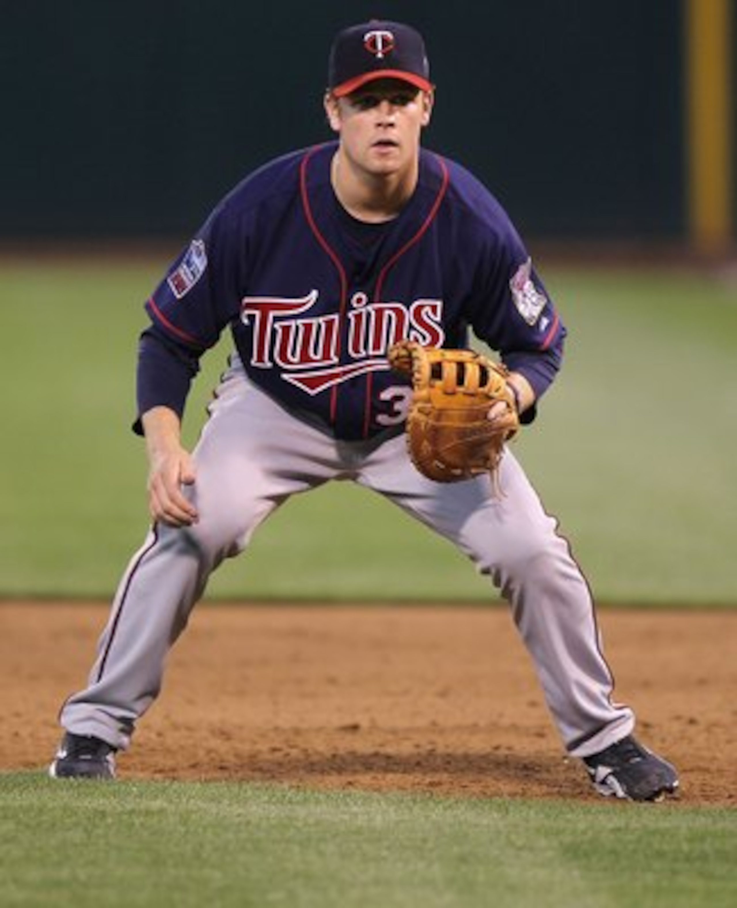 OAKLAND, CA - JUNE 04:  Justin Morneau #33 of the Minnesota Twins plays at first base against the Oakland Athletics during an MLB game at the Oakland-Alameda County Coliseum on June 4, 2010 in Oakland, California.  (Photo by Jed Jacobsohn/Getty Images)