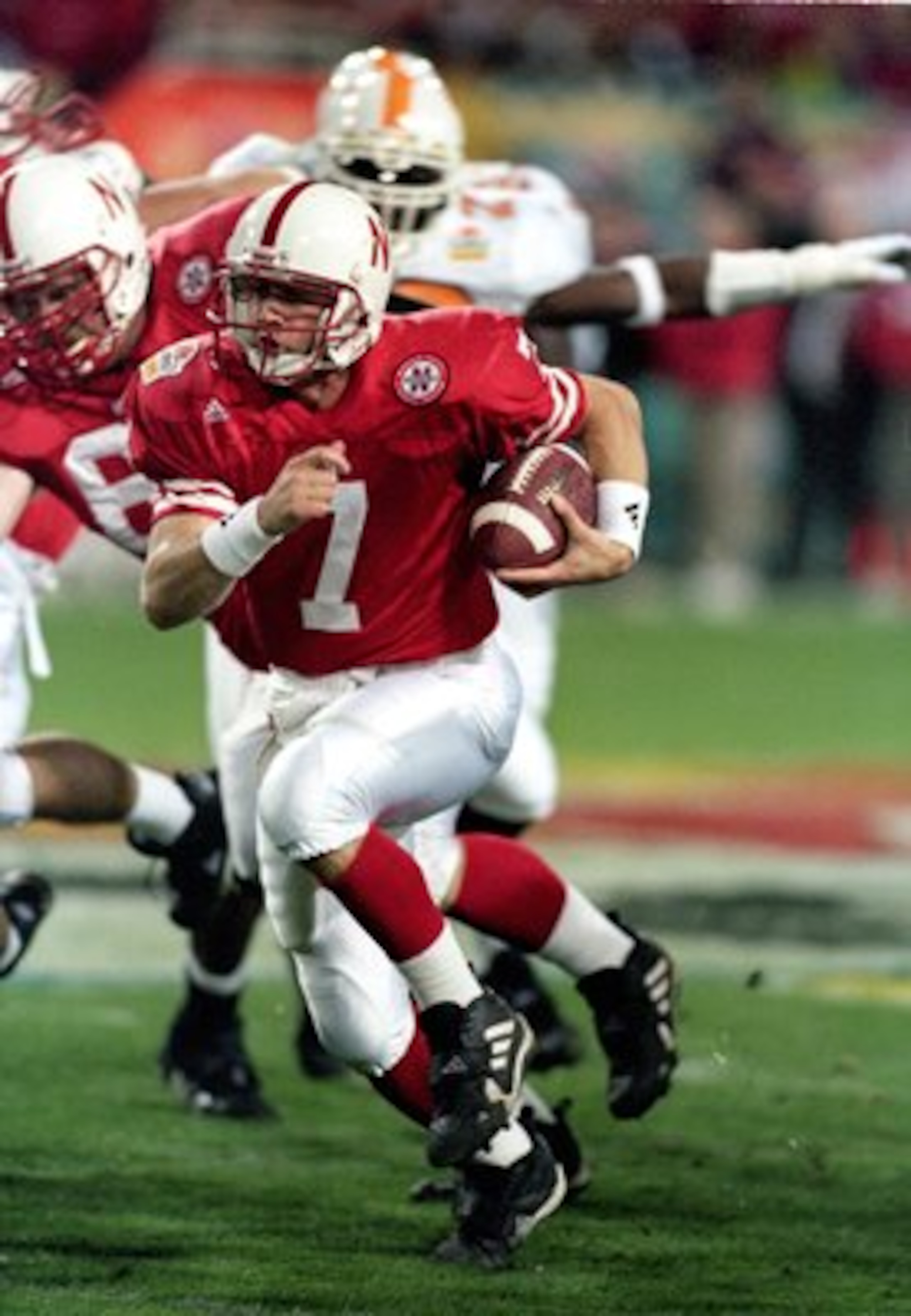 2 Jan 2000:  Eric Couch #7 of the Nebraska Cornhuskers runs with the ball during the Fiesta Bowl Game against the Tennessee Volunteers at the Sun Devil Stadium in Tempe, Florida. The Cornhuskers defeated the Volunteers 31-21. Mandatory Credit: Tom Hauck  