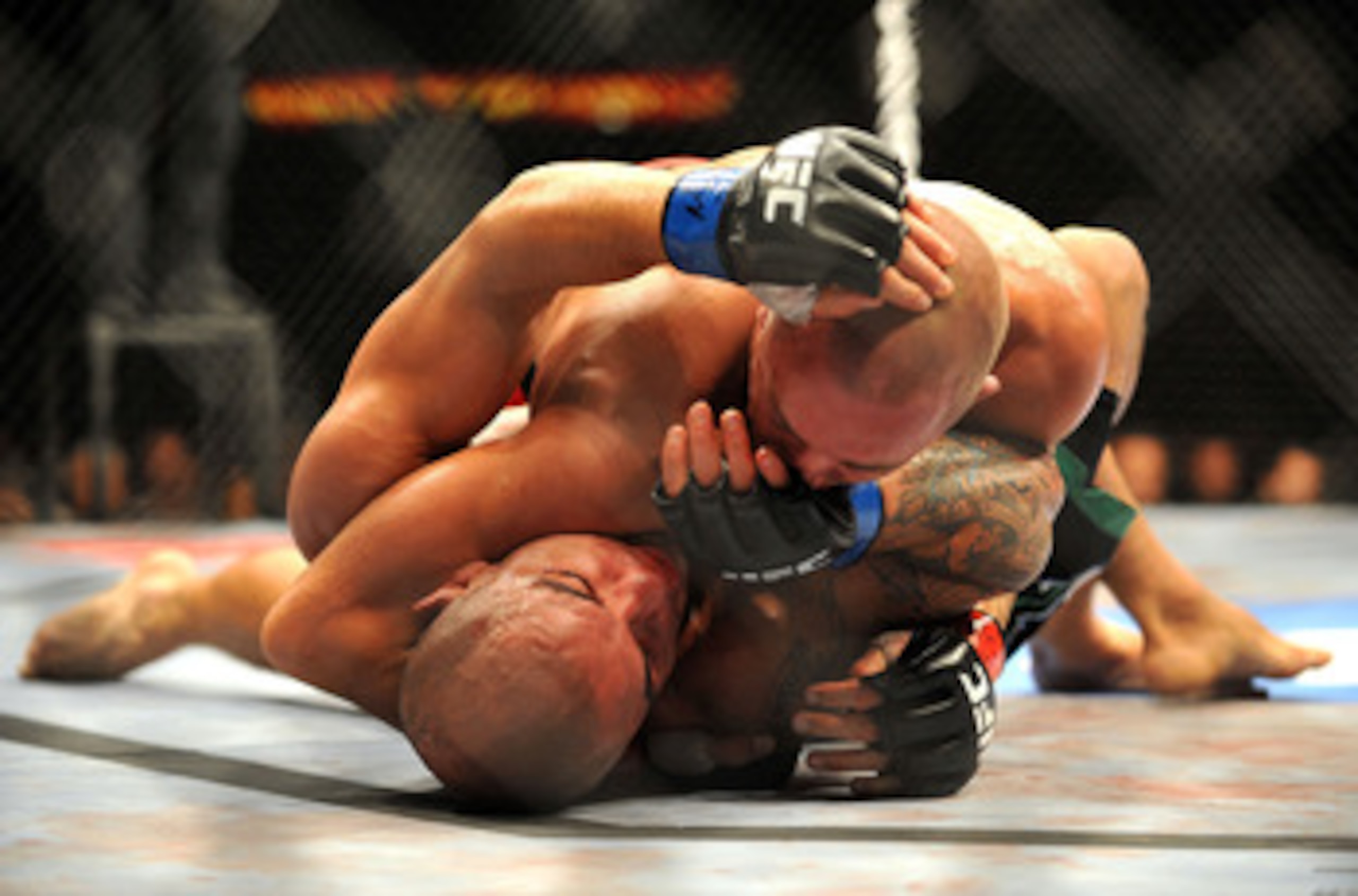 LAS VEGAS - JULY 11: (Top) Georges St. Pierre battles Thiago Alves during their welterweight title bout during UFC 100 on July 11, 2009 in Las Vegas, Nevada. (Photo by Jon Kopaloff/Getty Images) LAS VEGAS - JULY 11: (Top) Georges St. Pierre battles Thiago Alves during their welterweight title bout during UFC 100 on July 11, 2009 in Las Vegas, Nevada. (Photo by Jon Kopaloff/Getty Images)