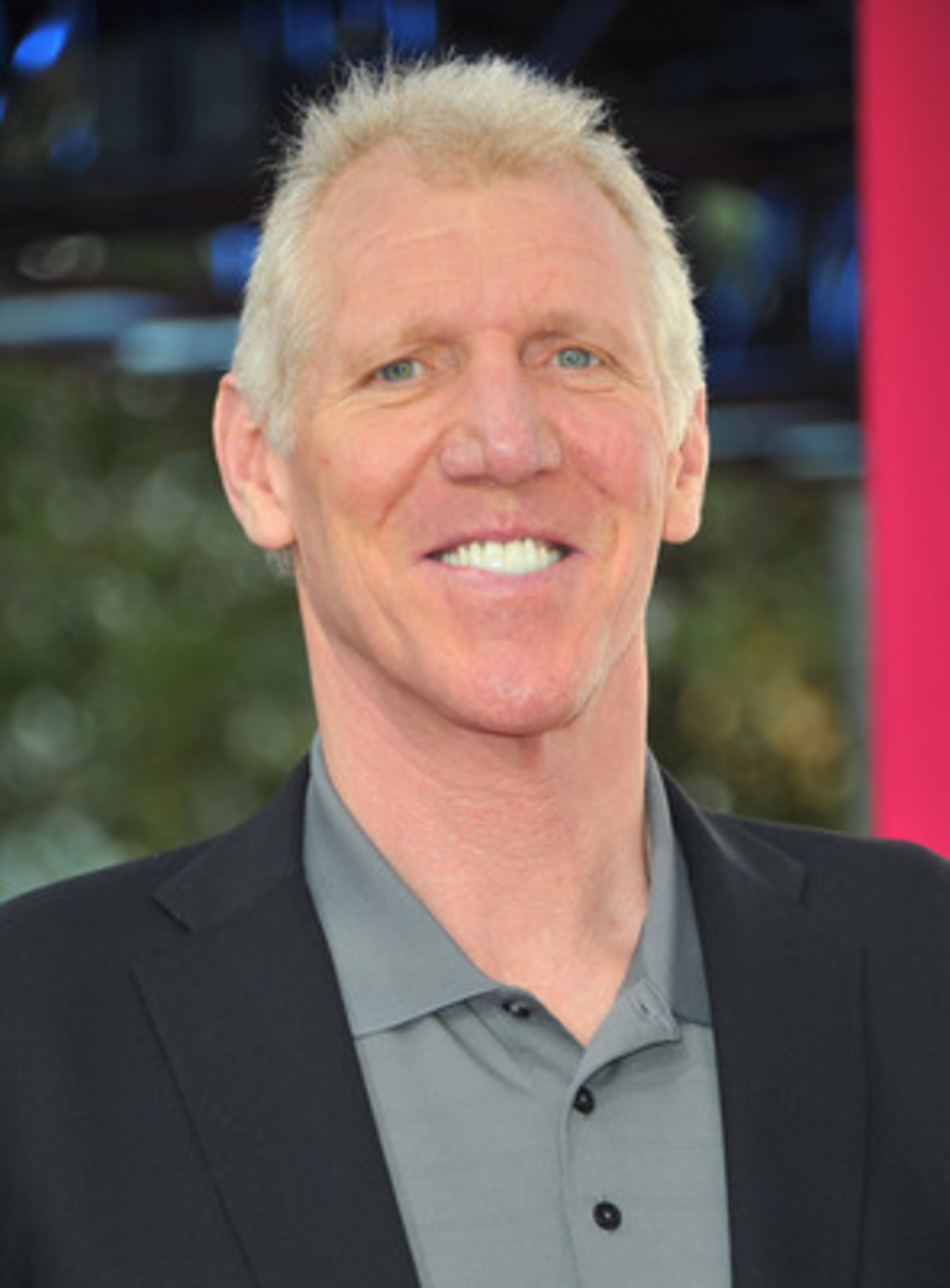 LOS ANGELES, CA - FEBRUARY 20: Former NBA player Bill Walton arrives to the T-Mobile Magenta Carpet at the 2011 NBA All-Star Game on February 20, 2011 in Los Angeles, California. (Photo by Alberto E. Rodriguez/Getty Images) LOS ANGELES, CA - FEBRUARY 20: Former NBA player Bill Walton arrives to the T-Mobile Magenta Carpet at the 2011 NBA All-Star Game on February 20, 2011 in Los Angeles, California. (Photo by Alberto E. Rodriguez/Getty Images)