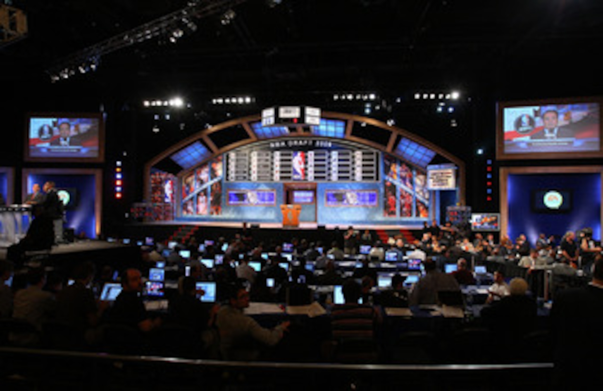 NEW YORK - JUNE 25: A general view of the stage during the 2009 NBA Draft at the Wamu Theatre at Madison Square Garden June 25, 2009 in New York City. NOTE TO USER: User expressly acknowledges and agrees that, by downloading and/or using this Photograph, NEW YORK - JUNE 25: A general view of the stage during the 2009 NBA Draft at the Wamu Theatre at Madison Square Garden June 25, 2009 in New York City. NOTE TO USER: User expressly acknowledges and agrees that, by downloading and/or using this Photograph,