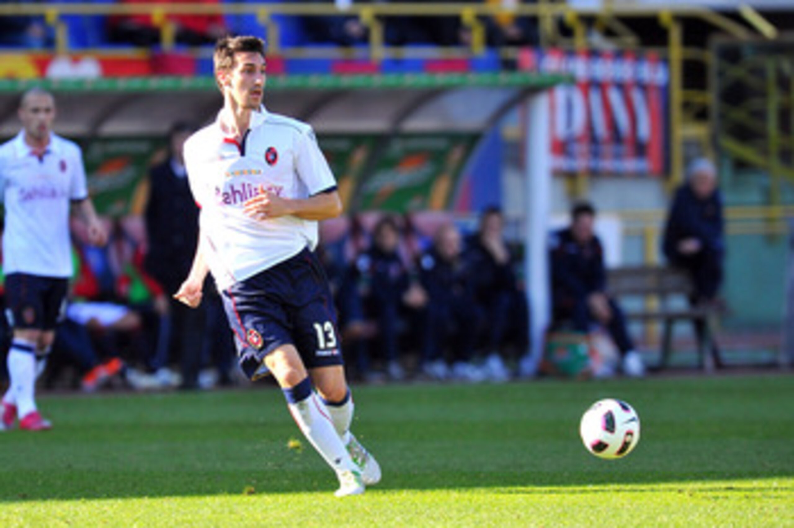 BOLOGNA, ITALY - MARCH 06:  Davide Astori of Cagliari in action during the Serie A match between Bologna FC and Cagliari Calcio at Stadio Renato Dall'Ara on March 6, 2011 in Bologna, Italy.  (Photo by Roberto Serra/Getty Images)