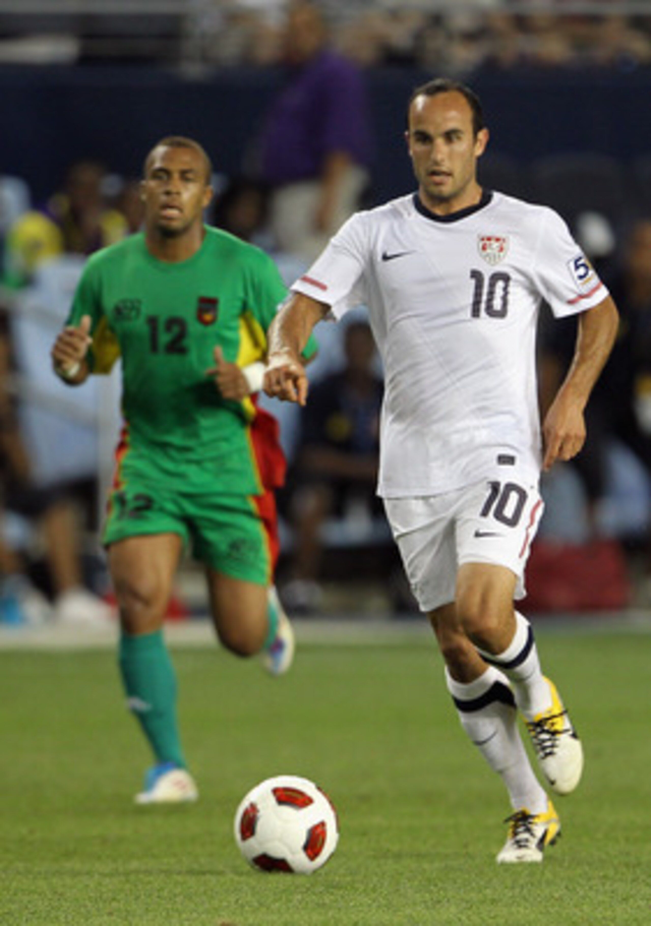KANSAS CITY, KS - JUNE 14:  Landon Donovan #10 of the USA controls the ball during the GoldCup game against Guadeloupe on June 14, 2011 at LiveStrong Sporting Park in Kansas City, Kansas.  (Photo by Jamie Squire/Getty Images)