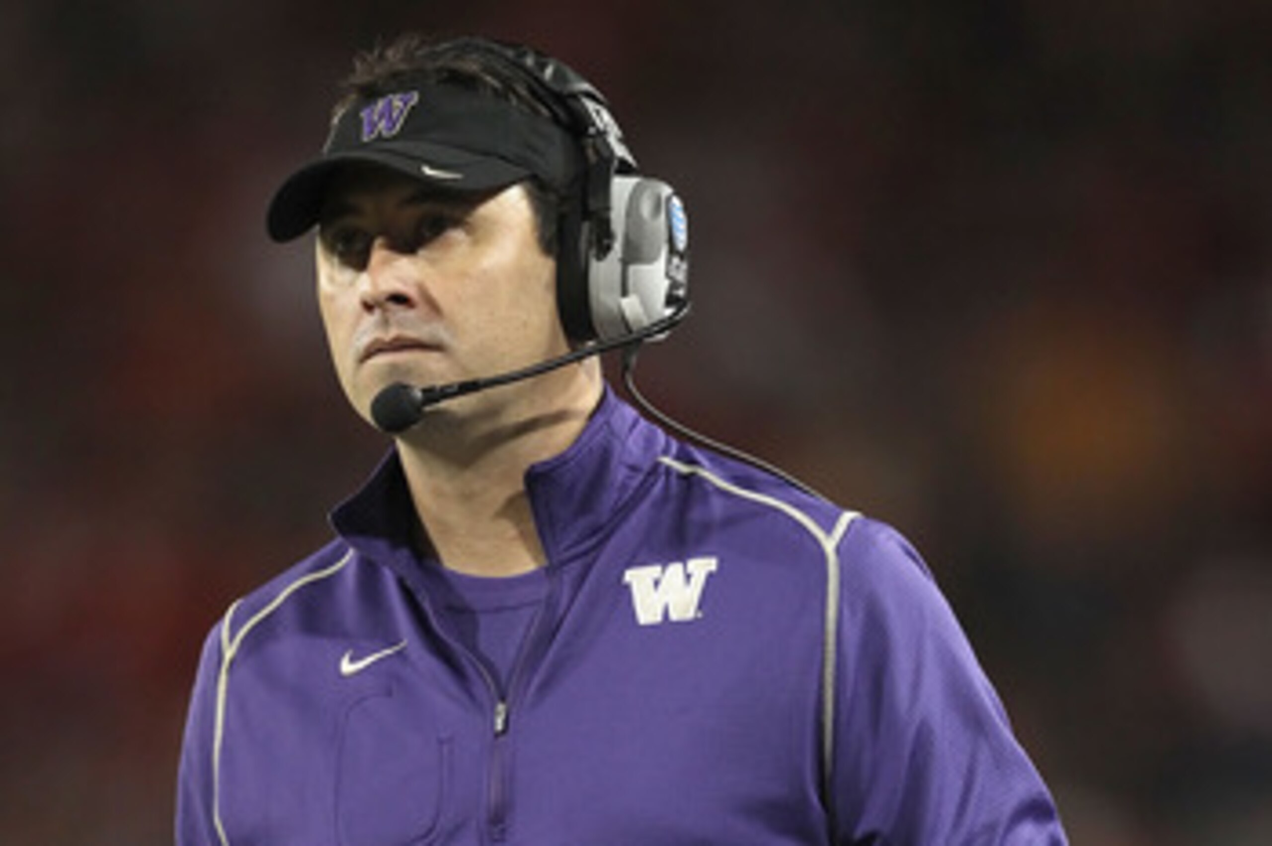 TUCSON, AZ - OCTOBER 23:  Head coach Steve Sarkisian of the Washington Huskies during the college football game against the Arizona Wildcats at Arizona Stadium on October 23, 2010 in Tucson, Arizona.   The Wildcats defeated the Huskies 44-14.  (Photo by C
