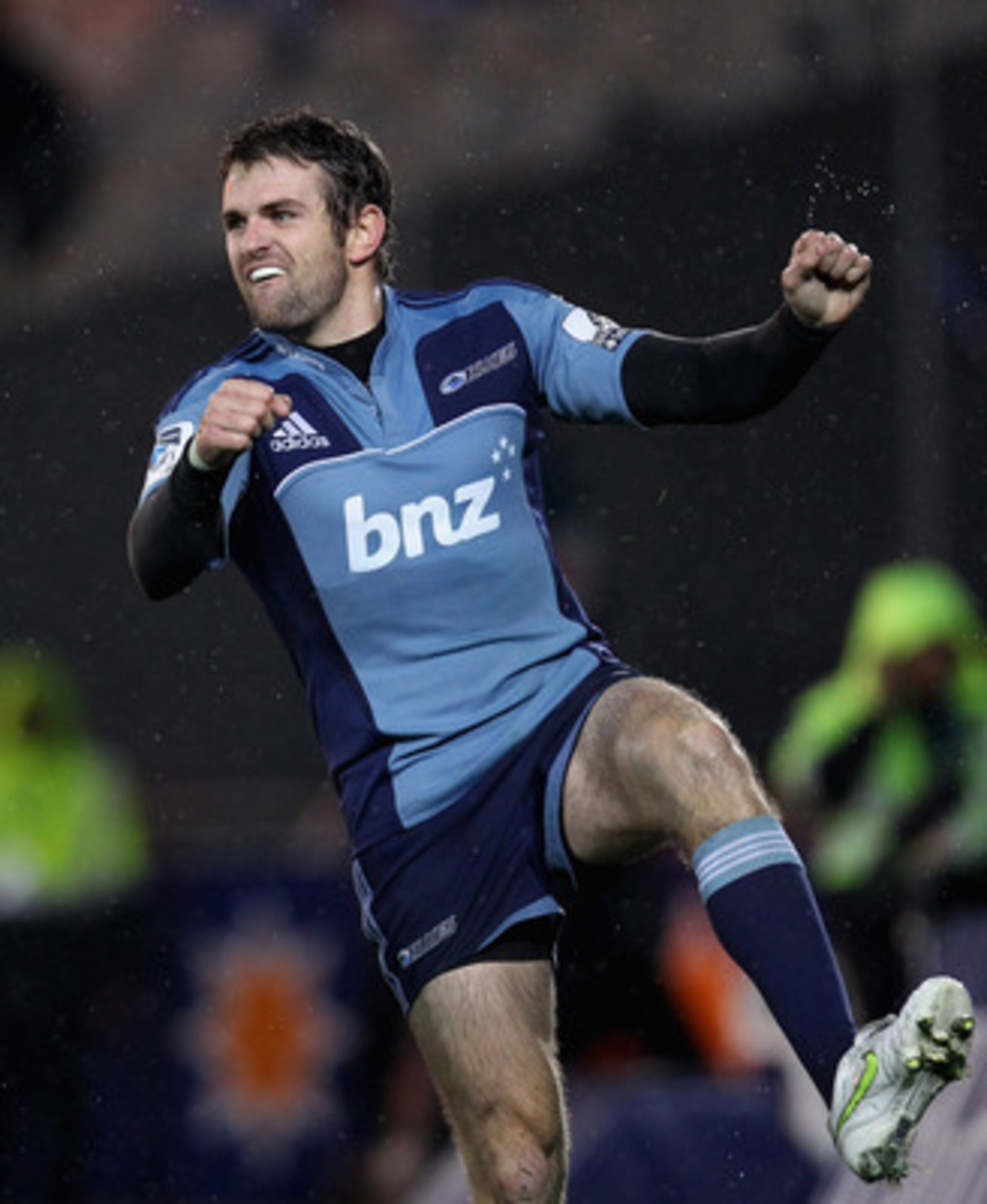 AUCKLAND, NEW ZEALAND - JUNE 17: Jared Payne of the Blues celebrates his try during the round 18 Super Rugby match between the Blues and the Highlanders at Eden Park on June 17, 2011 in Auckland, New Zealand. (Photo by Phil Walter/Getty Images) AUCKLAND, NEW ZEALAND - JUNE 17: Jared Payne of the Blues celebrates his try during the round 18 Super Rugby match between the Blues and the Highlanders at Eden Park on June 17, 2011 in Auckland, New Zealand. (Photo by Phil Walter/Getty Images)