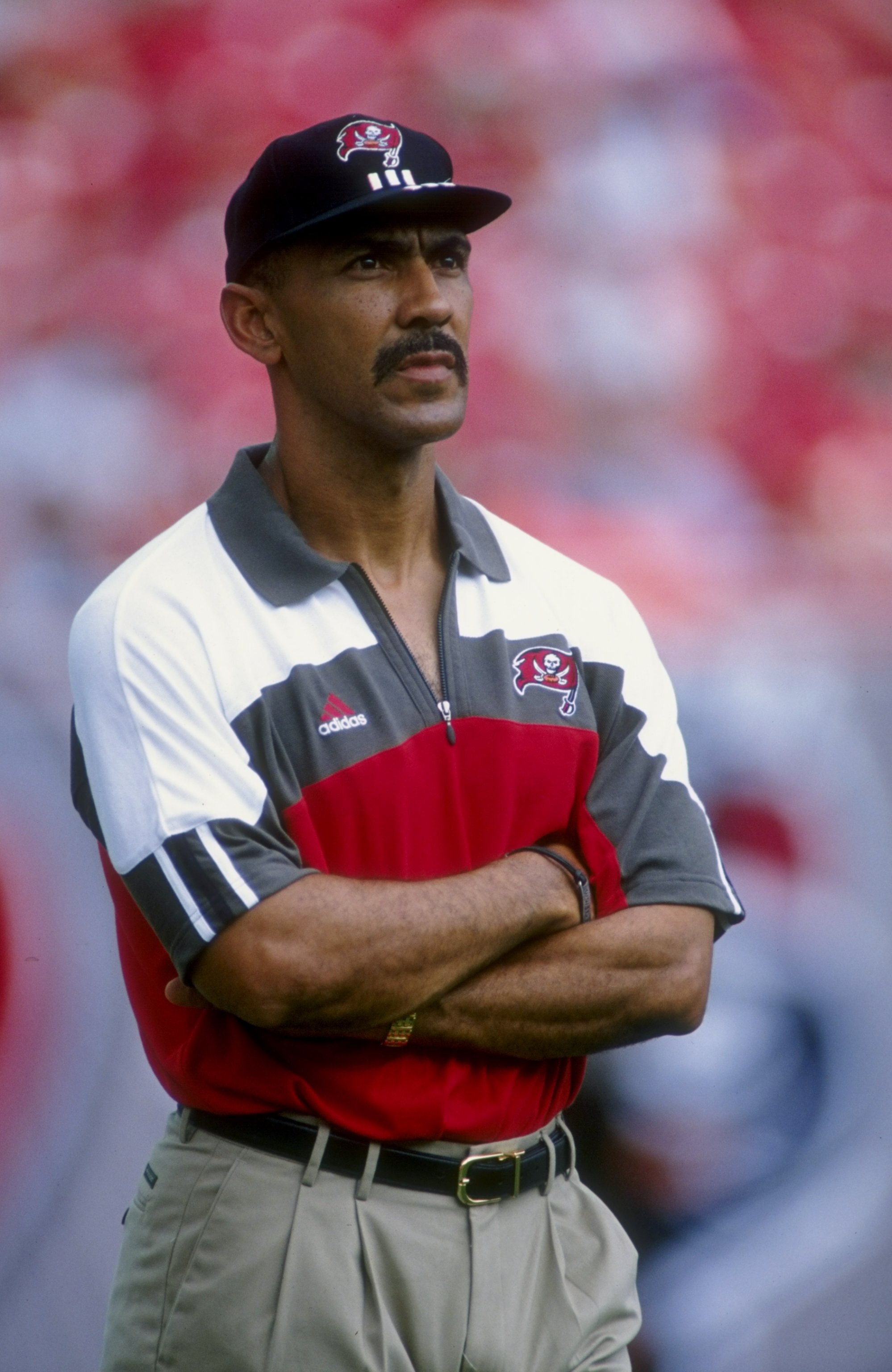 20 Sep 1998:   Head coach Tony Dungy of the Tampa Bay Buccaneers  looks from the sidlines at the game against the Chicago Bears at Raymond James Stadium in Tampa, Florida. The Buccaneers defeated the Bears 27-15. Mandatory Credit: Scott Halleran  /Allspor