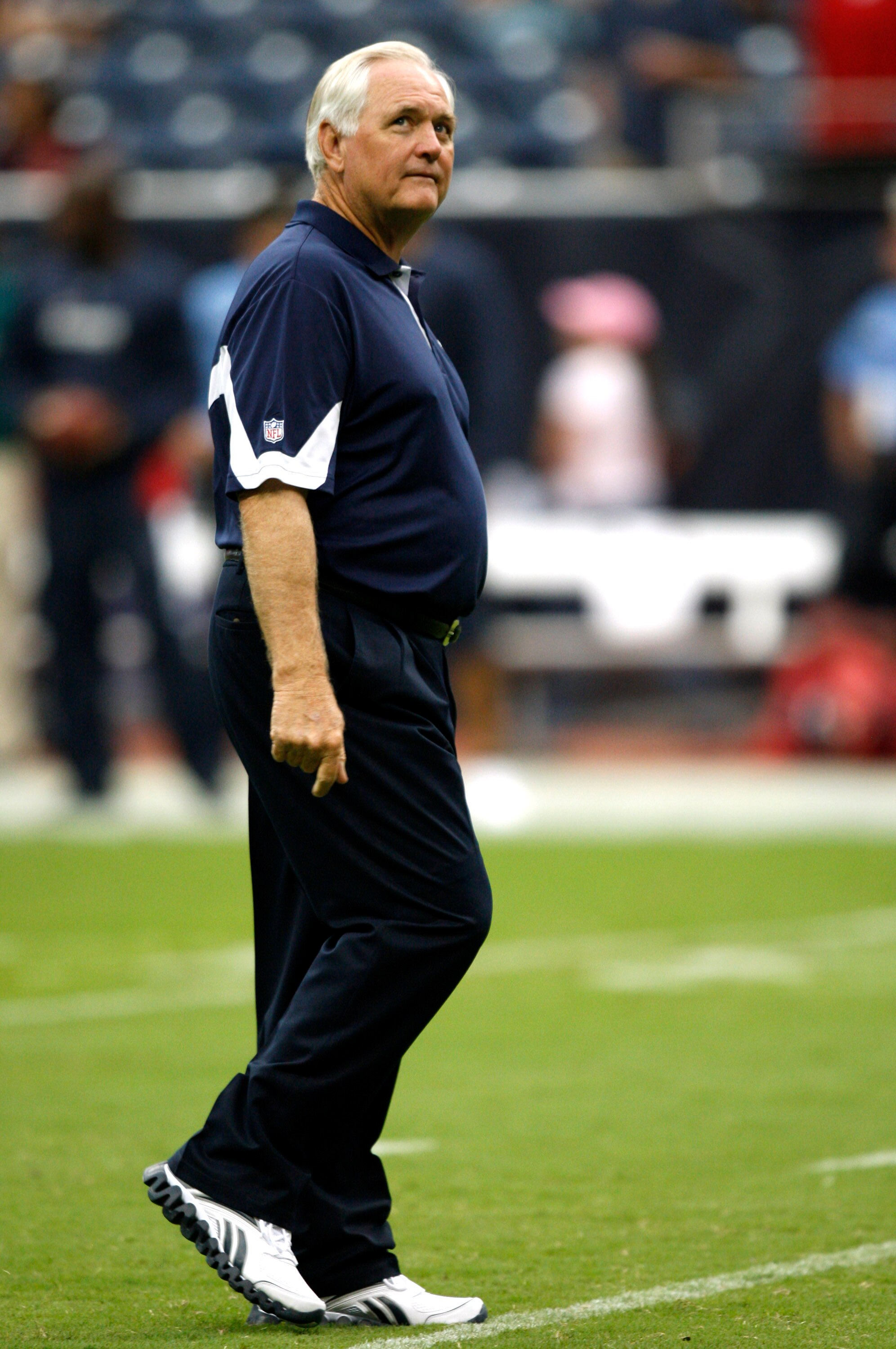 HOUSTON - AUGUST 28:  Head coach Wade Phillips of the Dallas Cowboys looks around before the Cowboys play the Houston Texans in a preseason game at Reliant Stadium on August 28, 2010 in Houston, Texas.  (Photo by Bob Levey/Getty Images)