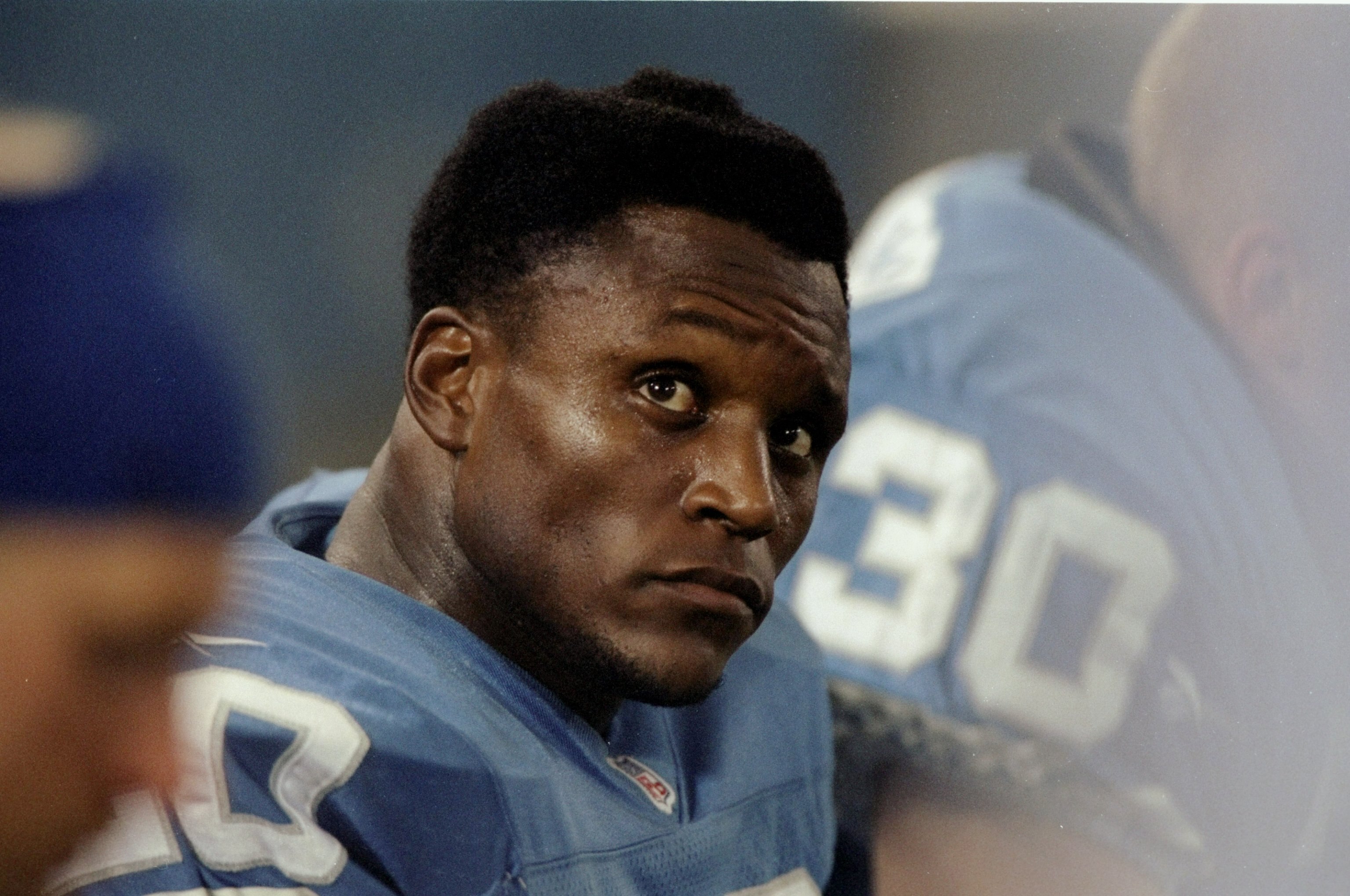 14 Aug 1998:  Running back Barry Sanders #20 of the Detroit Lions looks on during the pre-season game against the Atlanta Falcons at the Pontiac Silverdome in Pontiac, Michigan. The Falcons defeated the Lions 7-3.