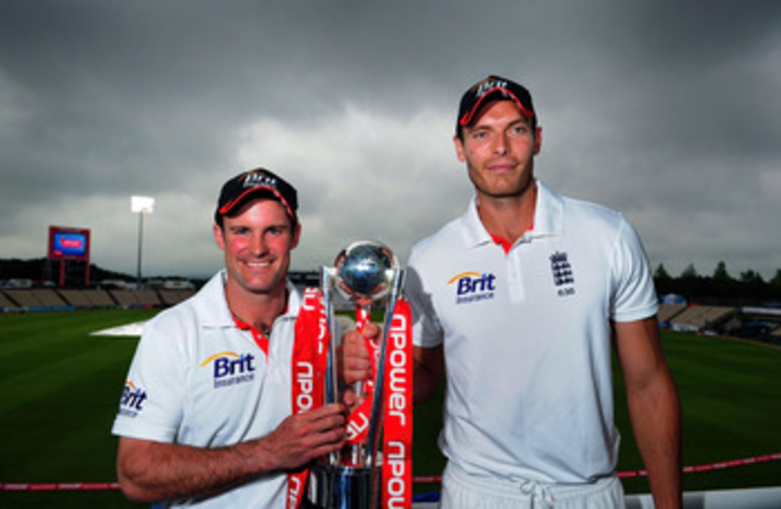 SOUTHAMPTON, ENGLAND - JUNE 20:  England Captain Andrew Strauss (l) and man of the match and series Chris Tremlett hold the series trophy after day five of the 3rd npower test between England and Sri Lanka at the Rosebowl on June 20, 2011 in Southampton, 