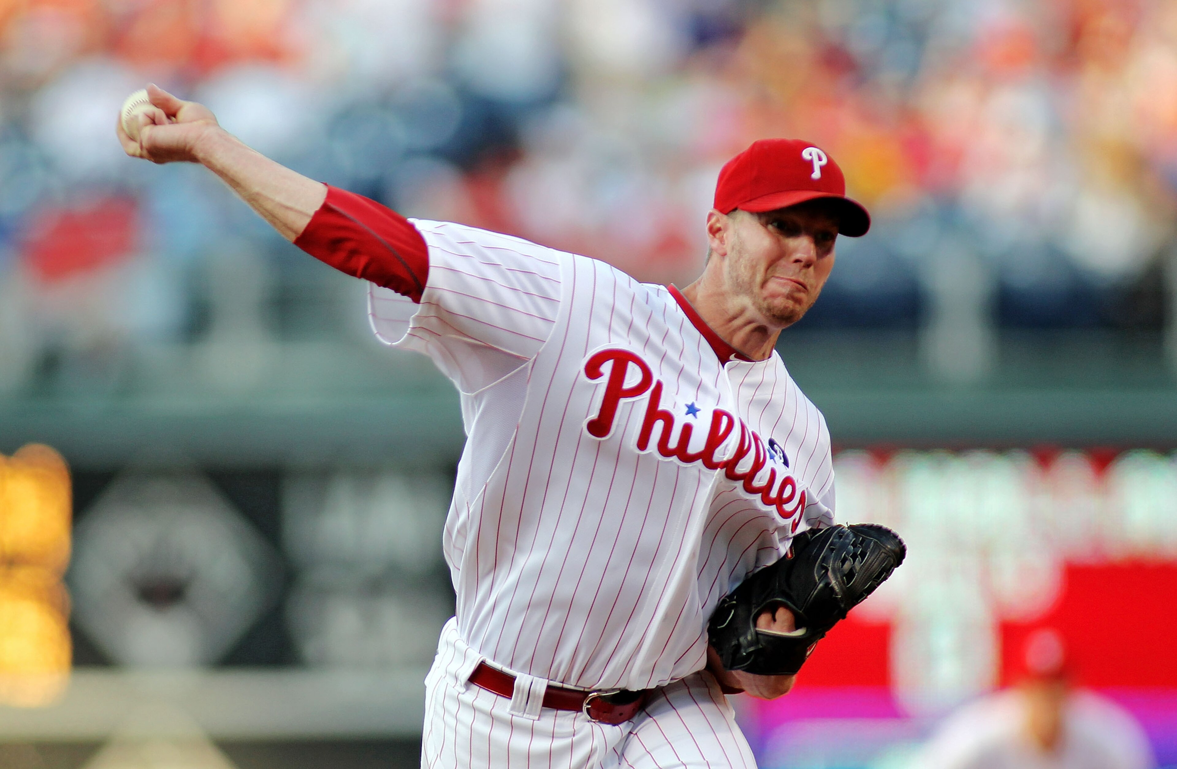 PHILADELPHIA - JUNE 15:  Roy Halladay #34 of the Philadelphia Phillies pitches against the Florida Marlins the Phillies would win in the bottom of the 10th during game two of a day night double header at Citizens Bank Park on June 15, 2011 in Philadelphia