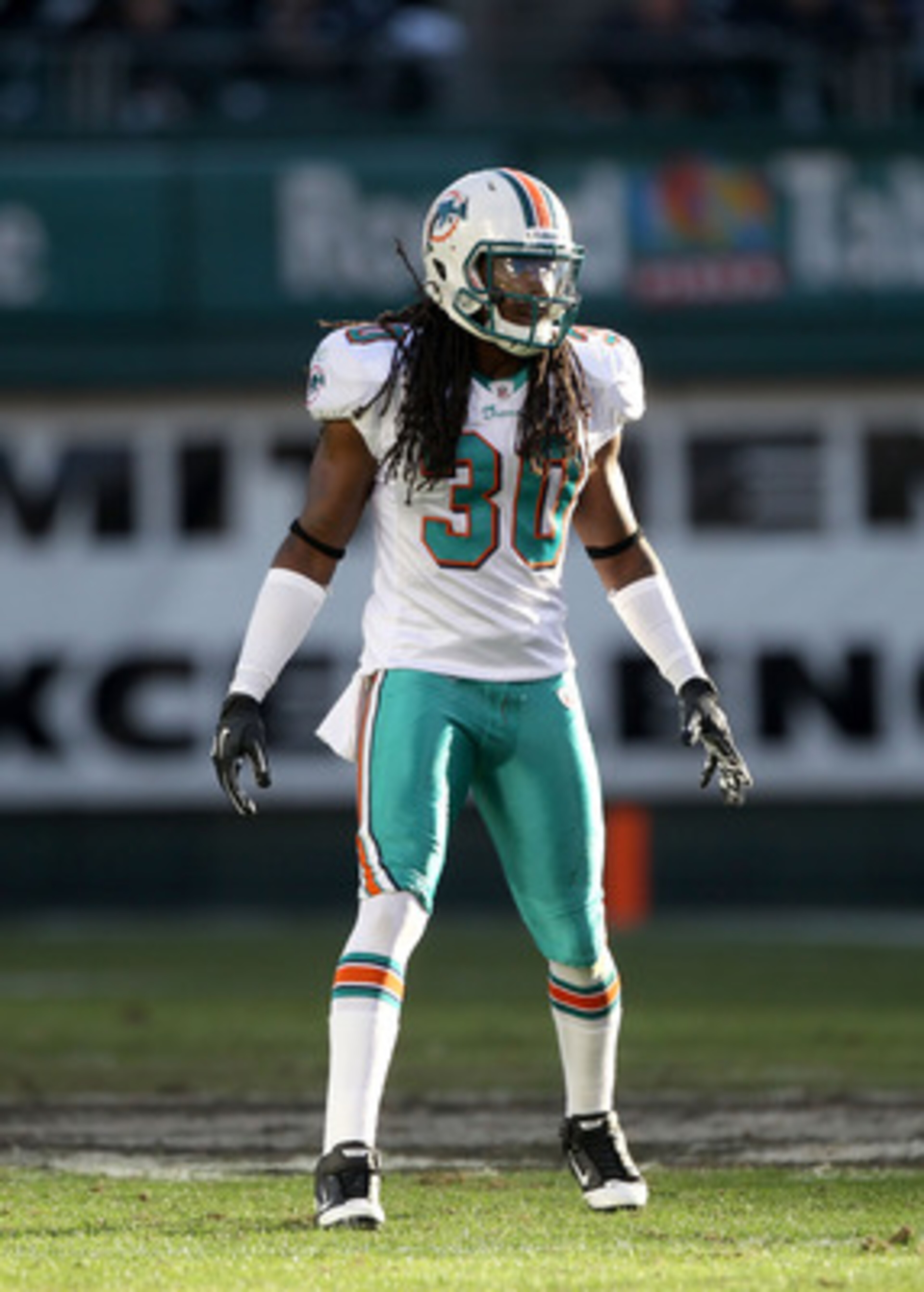 OAKLAND, CA - NOVEMBER 28:  Chris Clemons #30 of the Miami Dolphins in action against the Oakland Raiders at Oakland-Alameda County Coliseum on November 28, 2010 in Oakland, California.  (Photo by Ezra Shaw/Getty Images)