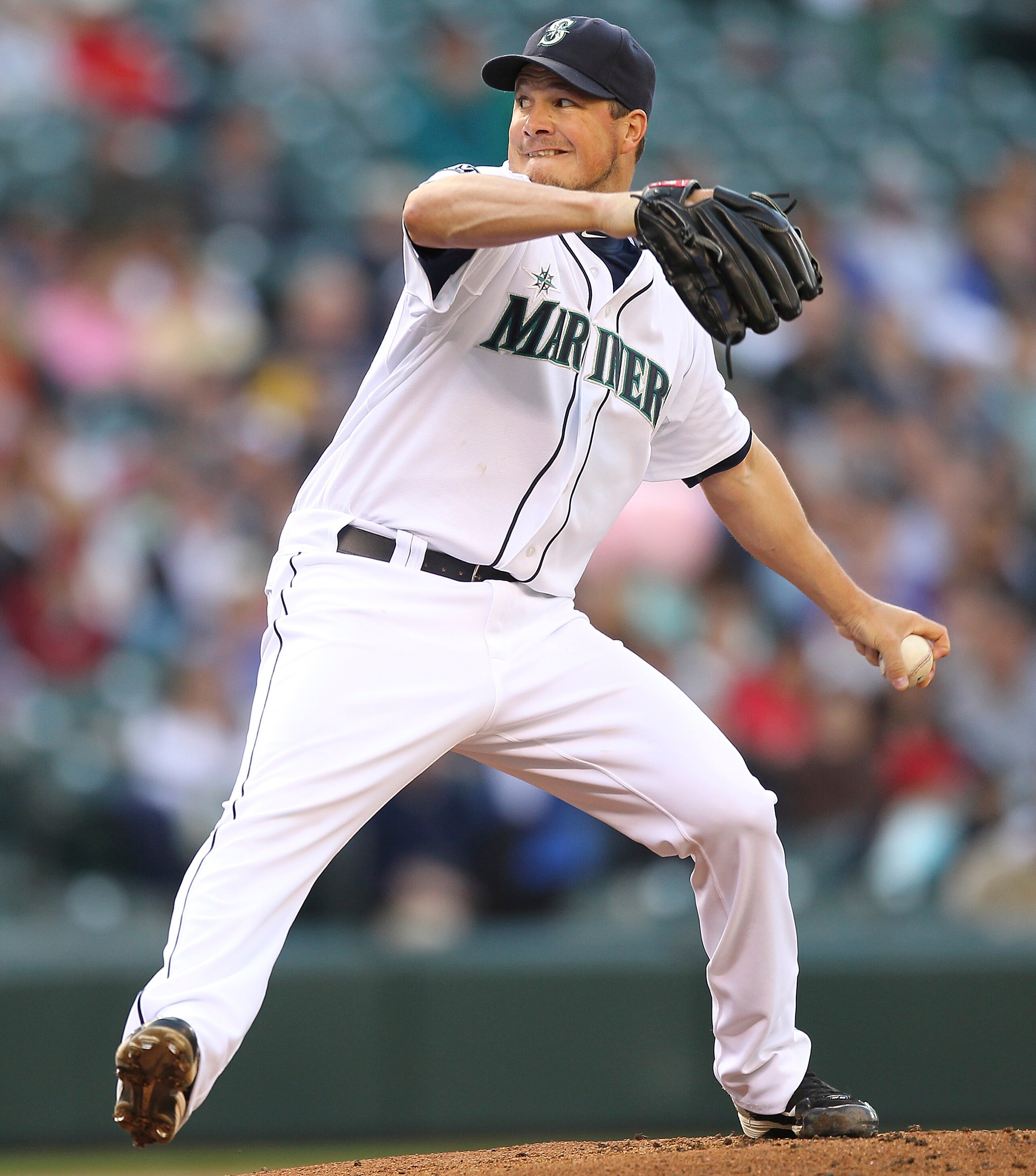 SEATTLE - JUNE 15:  Starting pitcher Erik Bedard #45 of the Seattle Mariners pitches against the Los Angeles Angels of Anaheim at Safeco Field on June 15, 2011 in Seattle, Washington. (Photo by Otto Greule Jr/Getty Images)