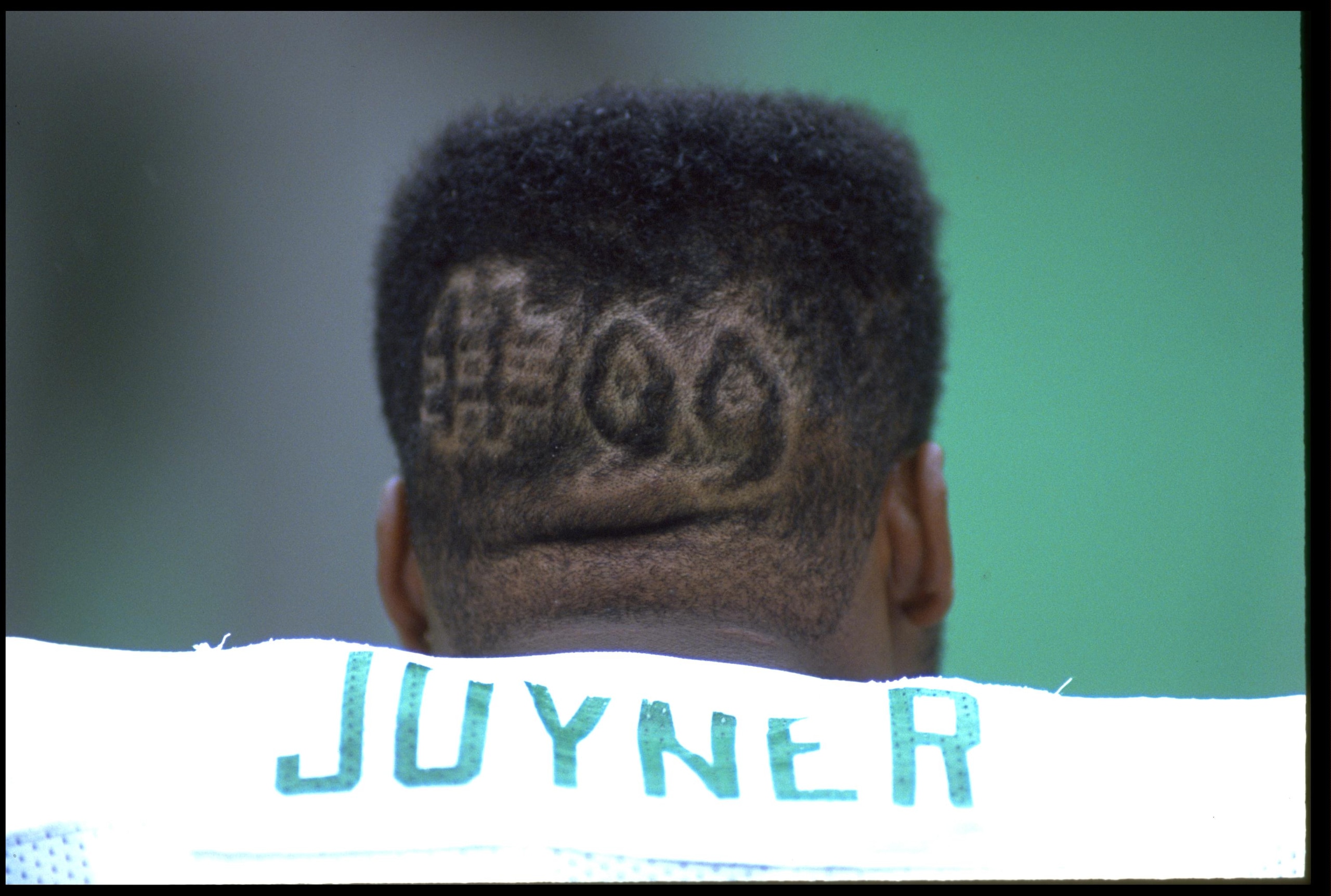 6 SEP 1992:  PHILADELPHIA EAGLES LINEBACKER SETH JOYNER REMEMBERS EAGLES DEFENSIVE LINEMAN JEROME BROWN #99 DURING THE EAGLES 15-13 WIN OVER THE NEW ORLEANS SAINTS AT VETERANS STADIUM IN PHILADELPHIA, PENNSYLVANIA.  MANDATORY CREDIT:  JEFF HIXON/ALLSPORT