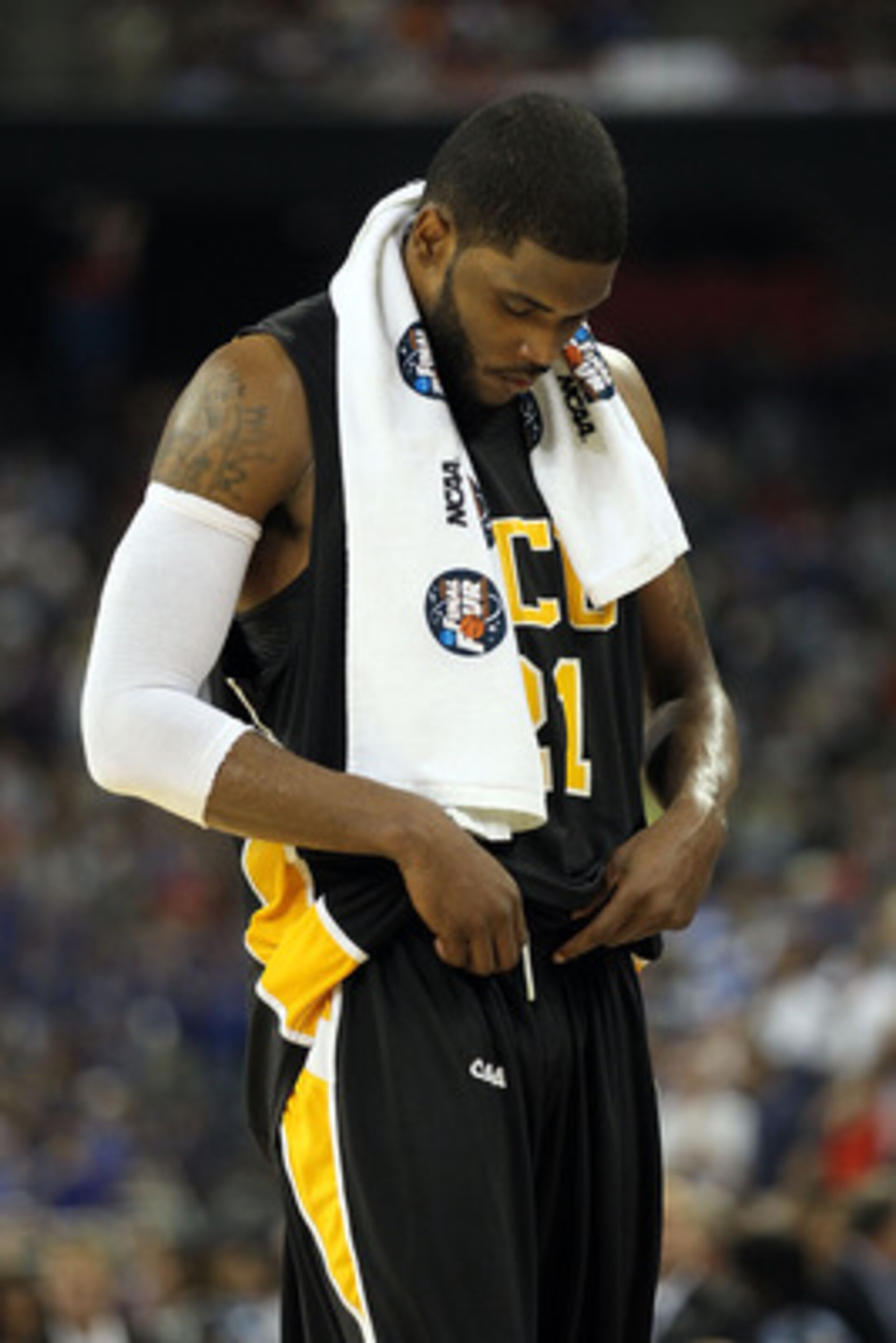 HOUSTON, TX - APRIL 02:  Jamie Skeen #21 of the Virginia Commonwealth Rams looks on against the Butler Bulldogs during the National Semifinal game of the 2011 NCAA Division I Men's Basketball Championship at Reliant Stadium on April 2, 2011 in Houston, Te