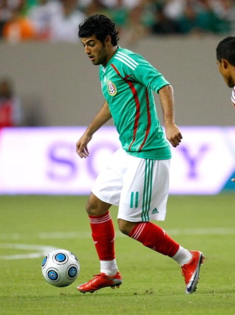 ATLANTA - JUNE 24:  Carlos Vela #11 of Mexico against Venezuela during their international friendly match at Georgia Dome on June 24, 2009 in Atlanta, Georgia.  (Photo by Kevin C. Cox/Getty Images)