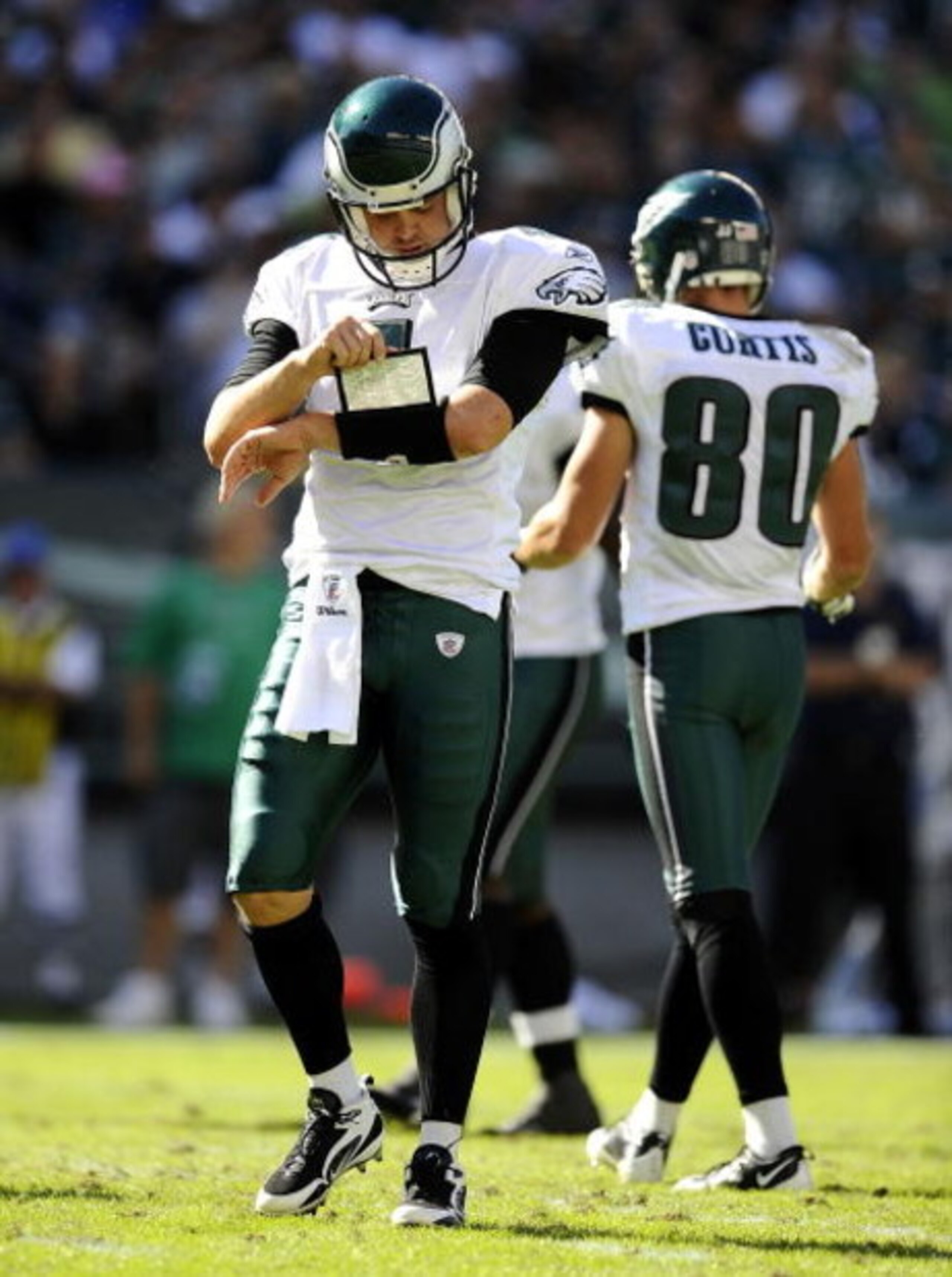 PHILADELPHIA - SEPTEMBER 20:  Kevin Kolb #4 of the Philadelphia Eagles looks at a play during a game against the New Orleans Saints at Lincoln Financial Field on September 20, 2009 in Philadelphia, Pennsylvania.  (Photo by Jeff Zelevansky/Getty Images)
