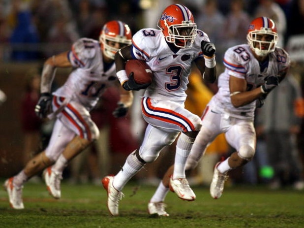 TALLAHASSEE, FL - NOVEMBER 29: Running back Chris Rainey #3 of the Florida Gators runs the ball against the Florida State Seminoles at Bobby Bowden Field at Doak Campbell Stadium on November 29, 2008 in Tallahassee, Florida. Florida defeated Florida Sta TALLAHASSEE, FL - NOVEMBER 29: Running back Chris Rainey #3 of the Florida Gators runs the ball against the Florida State Seminoles at Bobby Bowden Field at Doak Campbell Stadium on November 29, 2008 in Tallahassee, Florida. Florida defeated Florida Sta