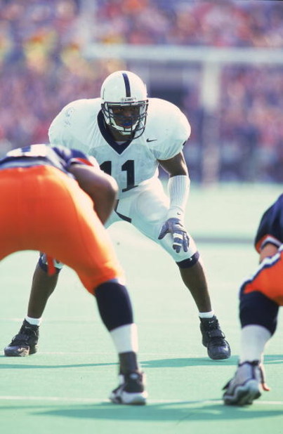 30 Oct 1999: LaVar Arrington #11 of the Penn State Nittany Lions gets ready at the line of scrimmage during the game against the Illinois Fighting Illini at the Memorial Stadium in Champaign, Illinois. The Nittany Lions defeated the Fighting Illini 27-7. 