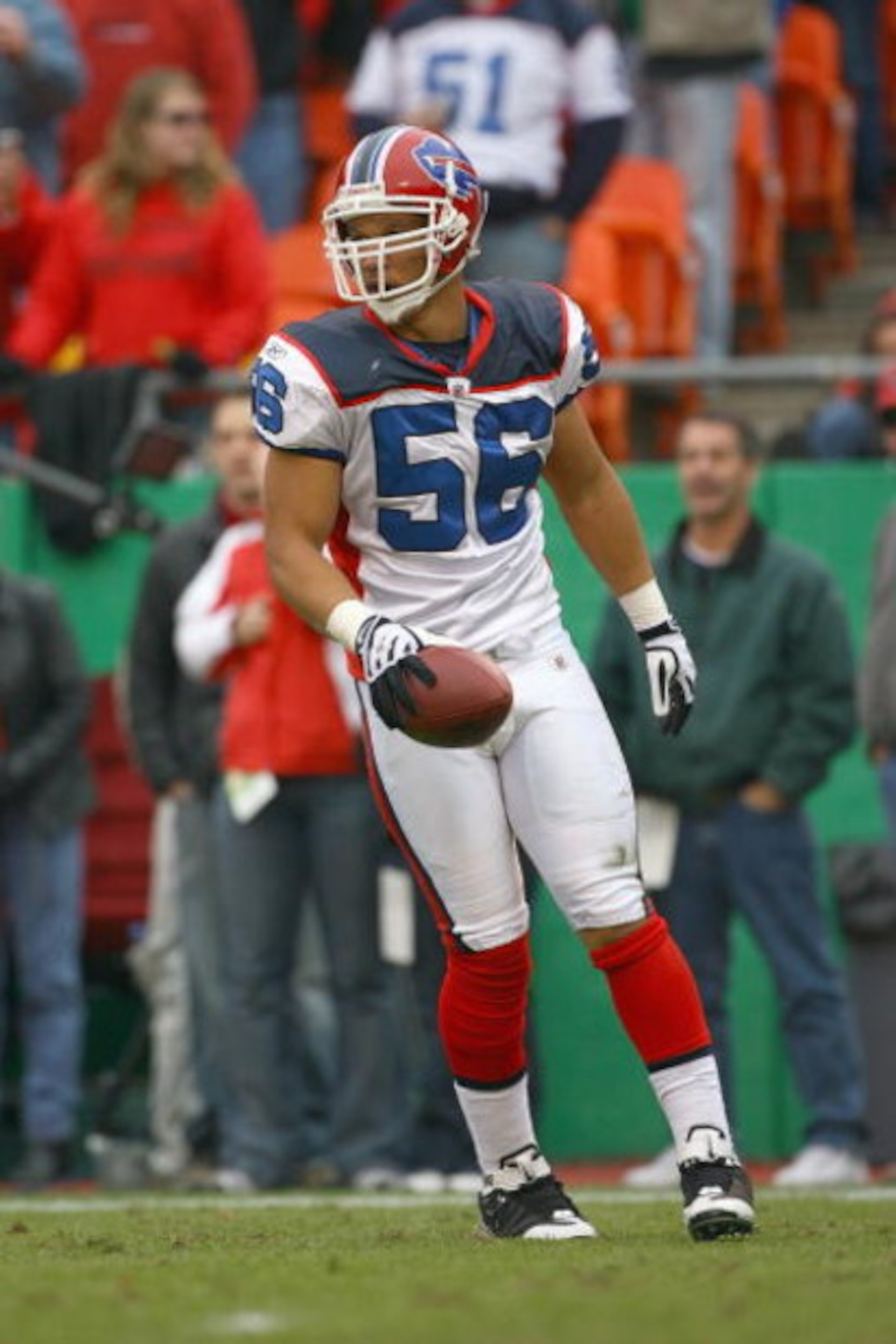 KANSAS CITY, MO - NOVEMBER 23:  Keith Ellison #56 of the Buffalo Bills moves on the field during the game against the Kansas City Chiefs on November 23, 2008 at Arrowhead Stadium in Kansas City, Missouri. (Photo by Jamie Squire/Getty Images)