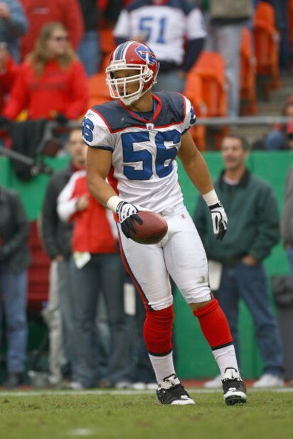 KANSAS CITY, MO - NOVEMBER 23:  Keith Ellison #56 of the Buffalo Bills moves on the field during the game against the Kansas City Chiefs on November 23, 2008 at Arrowhead Stadium in Kansas City, Missouri. (Photo by Jamie Squire/Getty Images)