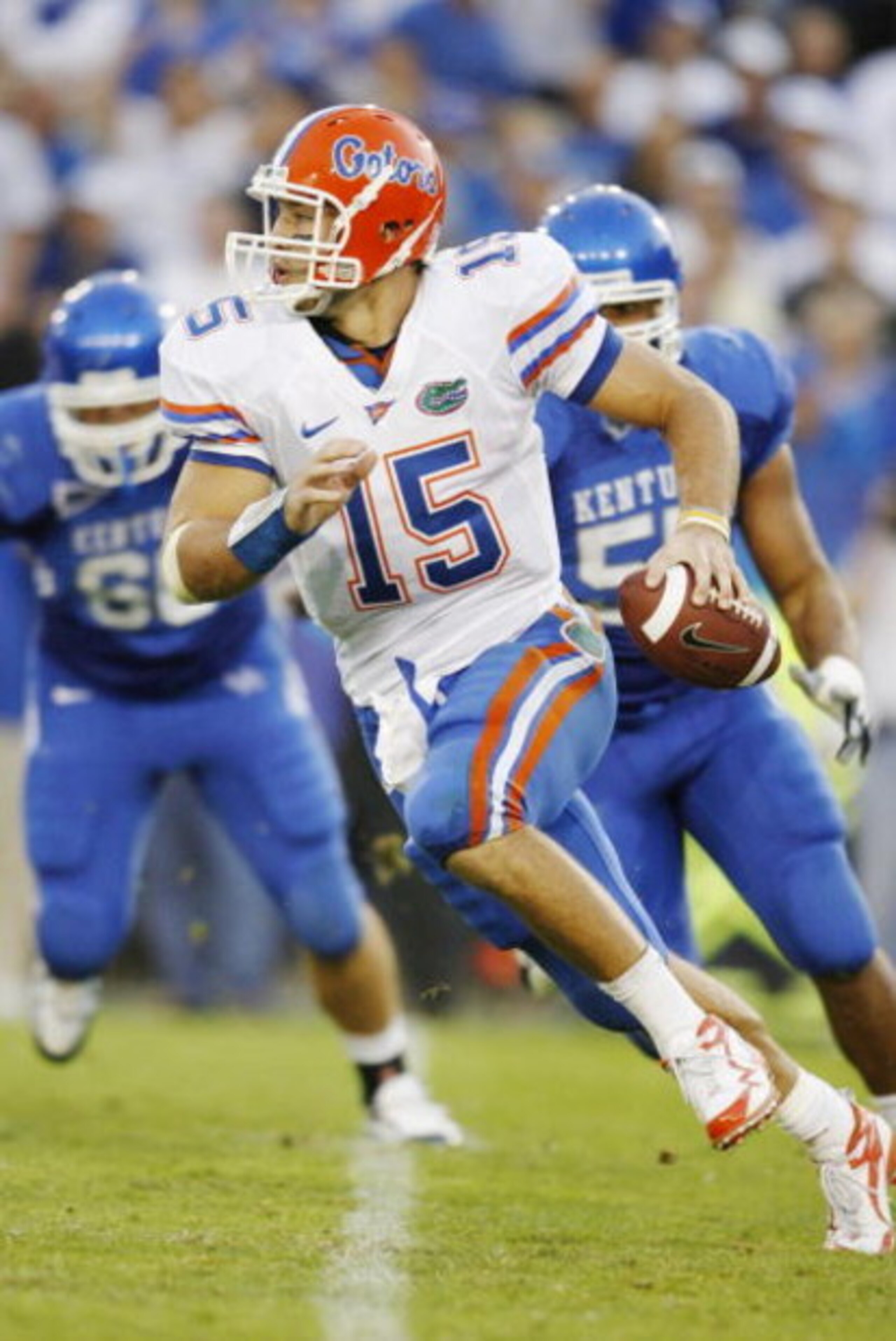 LEXINGTON, KY - SEPTEMBER 26: of the Florida Gators of the Kentucky Wildcats during the game at Commonwealth Stadium on September 26, 2009 in Lexington, Kentucky. (Photo by Andy Lyons/Getty Images) LEXINGTON, KY - SEPTEMBER 26: of the Florida Gators of the Kentucky Wildcats during the game at Commonwealth Stadium on September 26, 2009 in Lexington, Kentucky. (Photo by Andy Lyons/Getty Images)