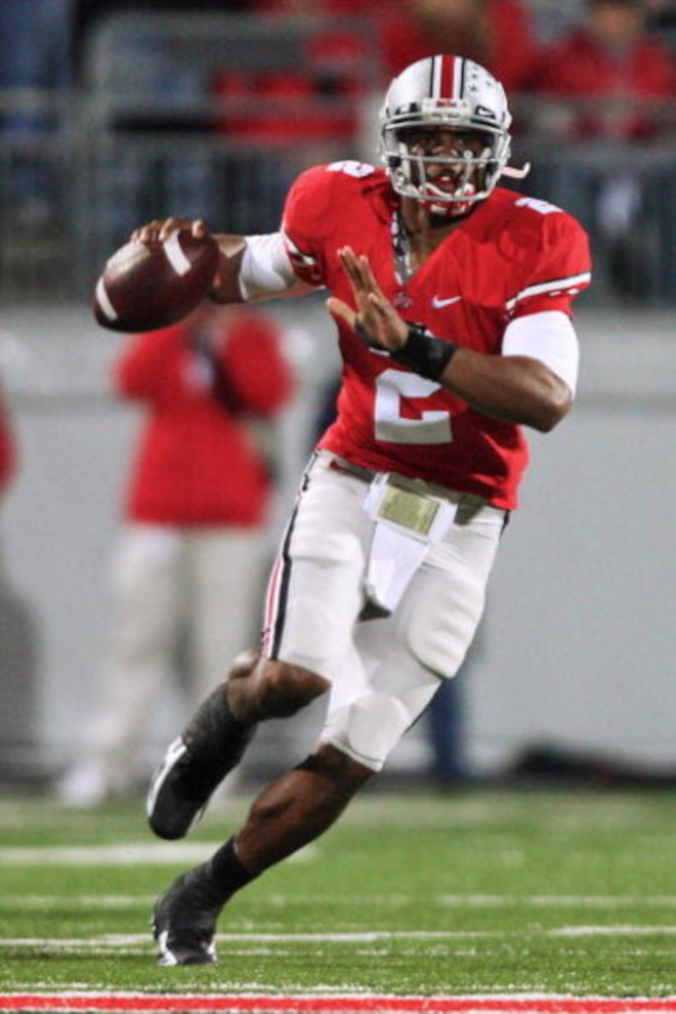 COLUMBUS, OH - OCTOBER 25: Quarterback Terrell Pryor #2 of the Ohio State Buckeyes looks for an open receiver against the Penn State Nittany Lions on October 25, 2008 at Ohio Stadium in Columbus, Ohio. (Photo by Jamie Sabau/Getty Images) COLUMBUS, OH - OCTOBER 25: Quarterback Terrell Pryor #2 of the Ohio State Buckeyes looks for an open receiver against the Penn State Nittany Lions on October 25, 2008 at Ohio Stadium in Columbus, Ohio. (Photo by Jamie Sabau/Getty Images)
