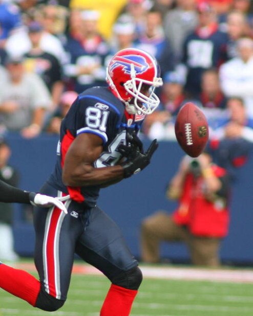 ORCHARD PARK, NY - SEPTEMBER 27: Terrell Owens #81  of the Buffalo Bills can't hold on to a pass thrown to him against the New Orleans Saints at Ralph Wilson Stadium on September 27, 2009 in Orchard Park, New York. The Saints won 27-7. (Photo by Rick Stew
