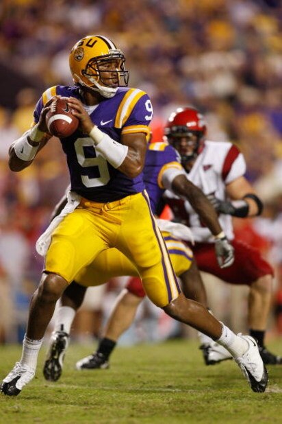 BATON ROUGE, LA - SEPTEMBER 19:  Quarterback Jordan Jefferson #9 of the Louisiana State University Tigers looks to throw a pass against the University of Louisiana-Lafatette Ragin' Cajuns at Tiger Stadium on September 19, 2009 in Baton Rouge, Louisiana.  