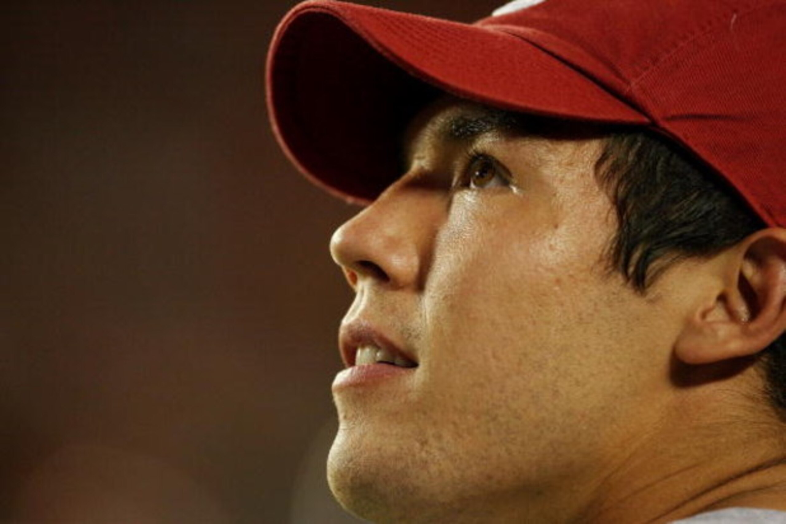 FORT LAUDERDALE, FL - OCTOBER 03: Injured quarterback Sam Bradford #14 of the Oklahoma Sooners looks up to the scoreboard late in the game against the Miami Hurricanes at Land Shark Stadium on October 3, 2009 in Fort Lauderdale, Florida. Miami defeated Ok FORT LAUDERDALE, FL - OCTOBER 03: Injured quarterback Sam Bradford #14 of the Oklahoma Sooners looks up to the scoreboard late in the game against the Miami Hurricanes at Land Shark Stadium on October 3, 2009 in Fort Lauderdale, Florida. Miami defeated Ok