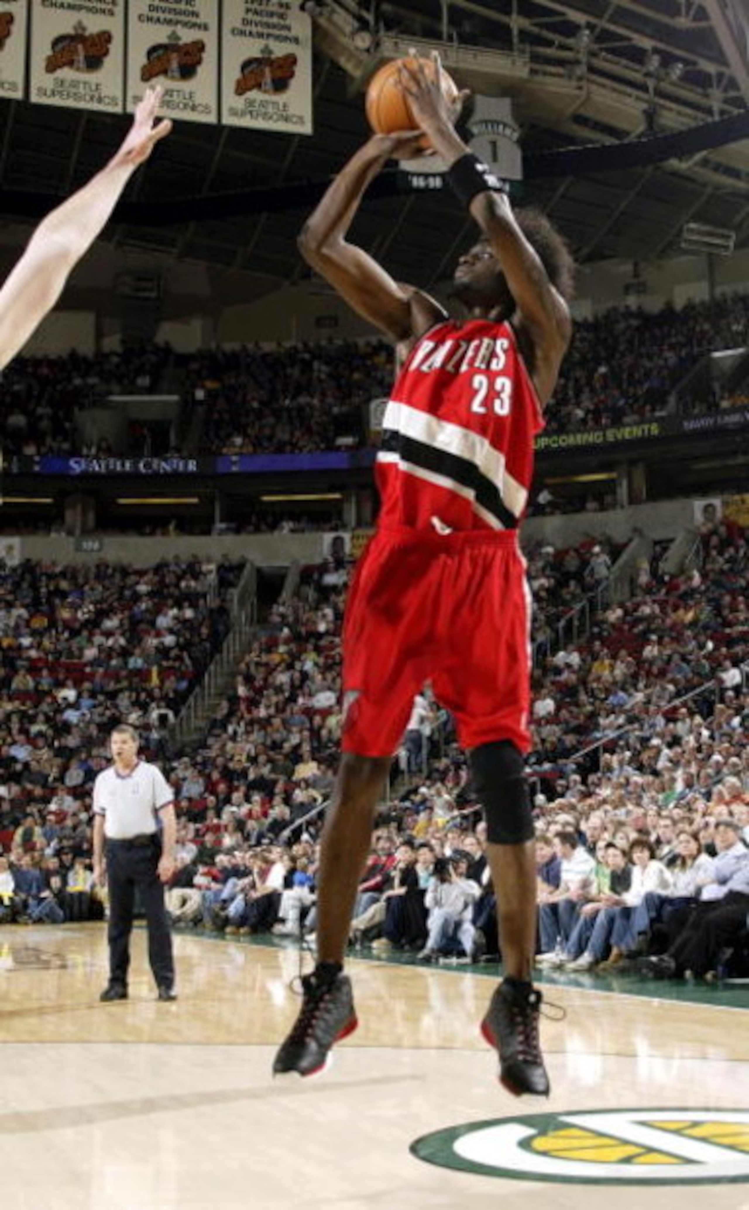 SEATTLE - APRIL 1:  Darius Miles #23 of the Portland Trail Blazers shoots against the Seattle Sonics during the game at Key Arena on April 1, 2005 in Seattle, Washington.  The Sonics won 89-87.  NOTE TO USER: User expressly acknowledges and agrees that, b
