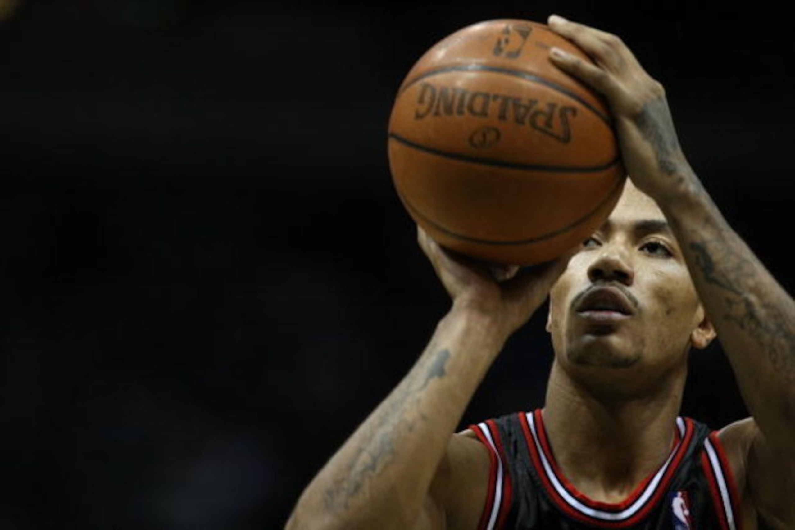 MILWAUKEE - FEBRUARY 18: Derrick Rose #1 of the Chicago Bulls shoots a free-throw during a game against the Milwaukee Bucks on February 18, 2009 at the Bradley Center in Milwaukee, Wisconsin. The Bulls defeated the Bucks 113-104. NOTE TO USER: User expres MILWAUKEE - FEBRUARY 18: Derrick Rose #1 of the Chicago Bulls shoots a free-throw during a game against the Milwaukee Bucks on February 18, 2009 at the Bradley Center in Milwaukee, Wisconsin. The Bulls defeated the Bucks 113-104. NOTE TO USER: User expres
