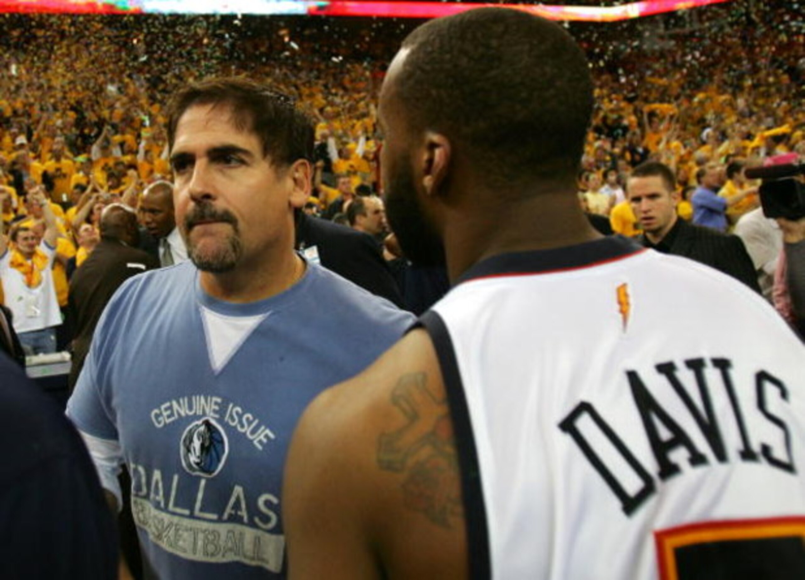 OAKLAND, CA - MAY 03: Baron Davis #5 of the Golden State Warriors greets Mark Cuban, owner of the Dallas Mavericks after Game 6 of the Western Conference Quarterfinals during the 2007 NBA Playoffs on May 3, 2007 at Oracle Arena in Oakland, California. NO OAKLAND, CA - MAY 03: Baron Davis #5 of the Golden State Warriors greets Mark Cuban, owner of the Dallas Mavericks after Game 6 of the Western Conference Quarterfinals during the 2007 NBA Playoffs on May 3, 2007 at Oracle Arena in Oakland, California. NO