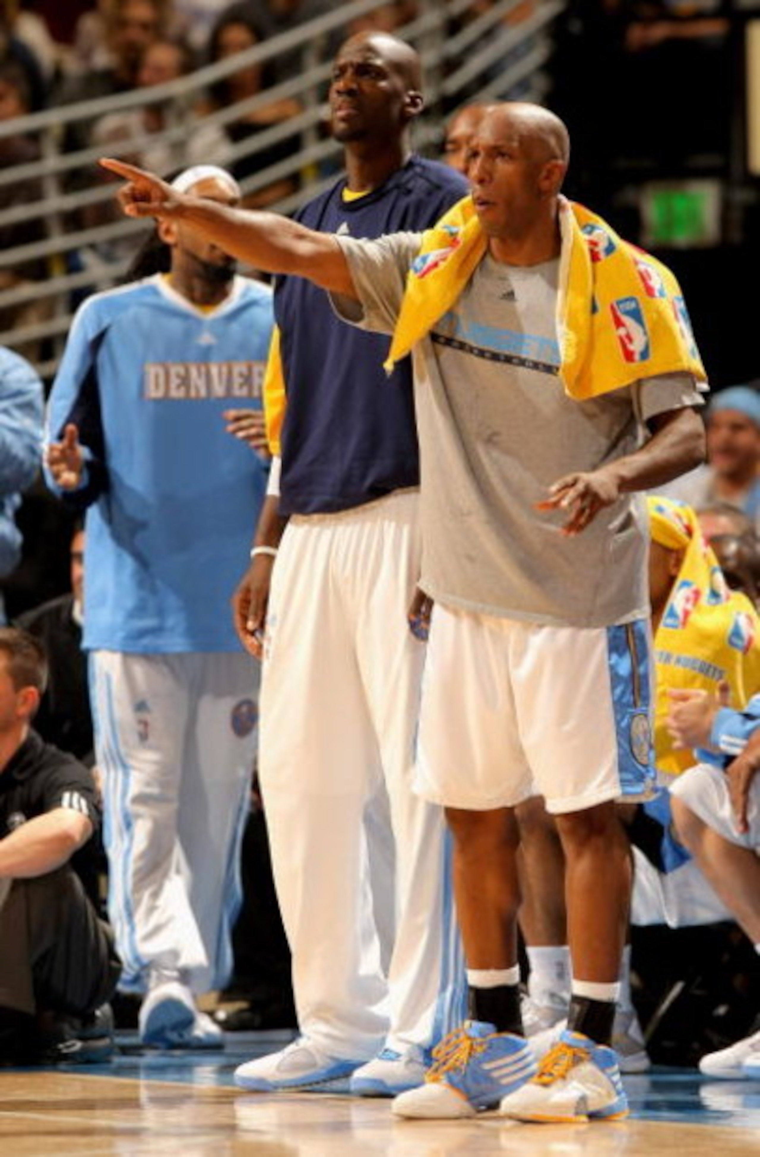 DENVER - MAY 13: Chauncey Billups #7 of the Denver Nuggets gestures to his teammates from the bench during action against the Dallas Mavericks in Game Five of the Western Conference Semifinals during the 2009 NBA Playoffs at Pepsi Center on May 13, 2009 DENVER - MAY 13: Chauncey Billups #7 of the Denver Nuggets gestures to his teammates from the bench during action against the Dallas Mavericks in Game Five of the Western Conference Semifinals during the 2009 NBA Playoffs at Pepsi Center on May 13, 2009